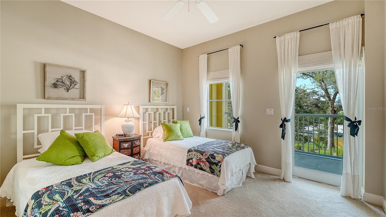 1308 OLD STICKNEY POINT RD #W23