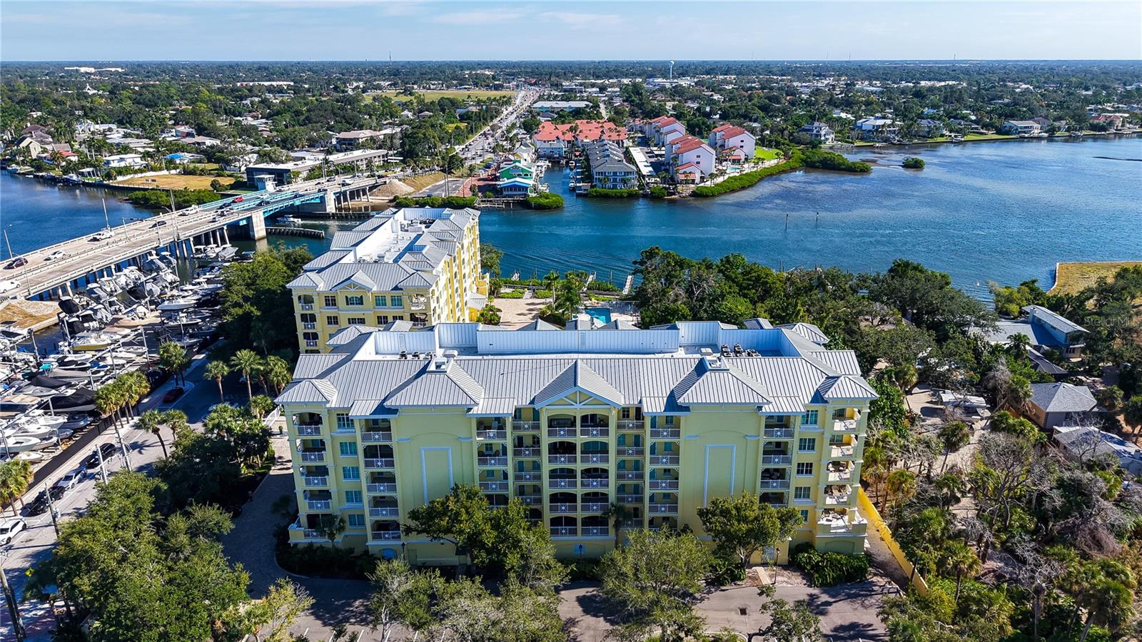 1308 OLD STICKNEY POINT RD #W23