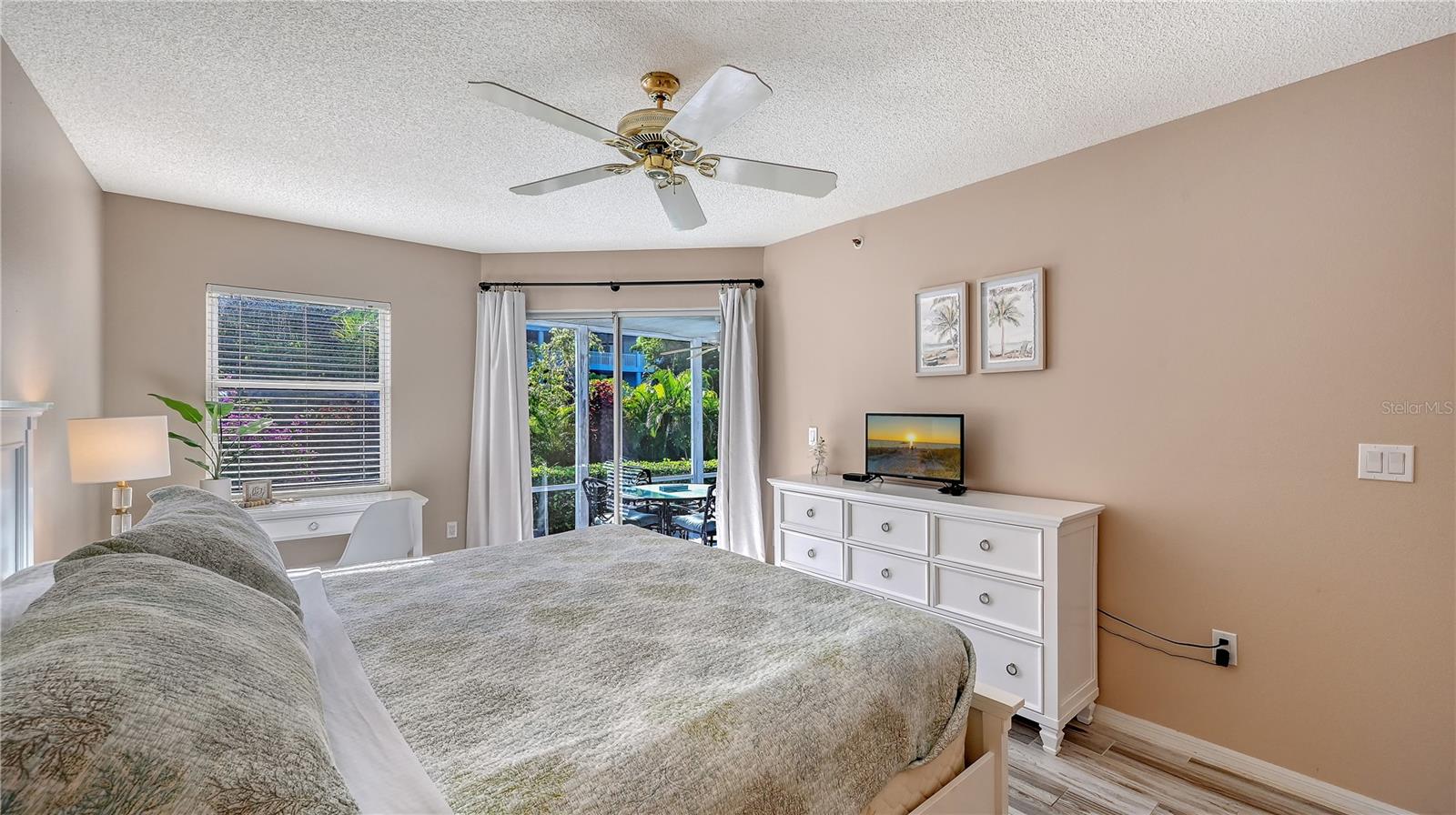 1328 SIESTA BAYSIDE DR #1328C