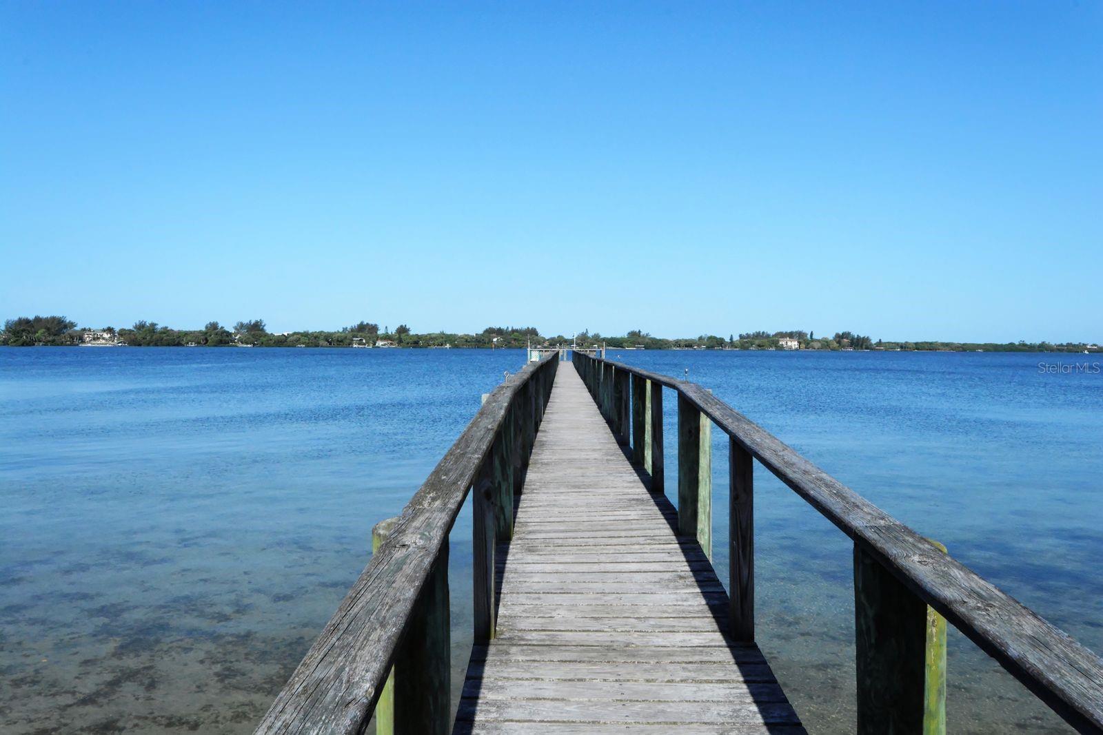 260 HIDDEN BAY DR #405