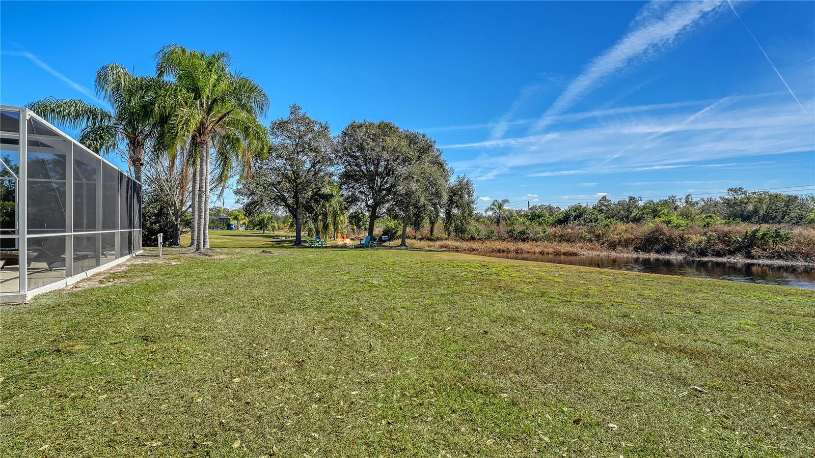 2098 PALM VIEW RD