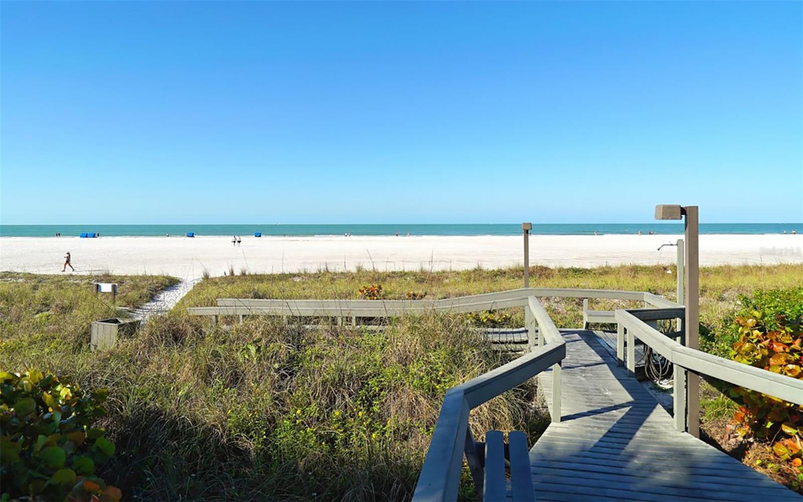 1350 SIESTA BAYSIDE DR #1350B