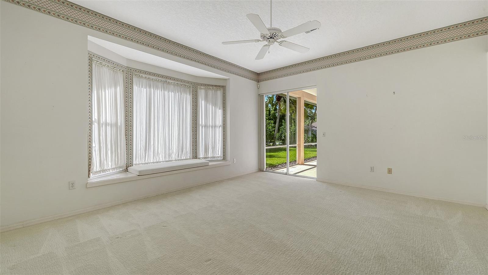 3295 ALEX FINDLAY PL