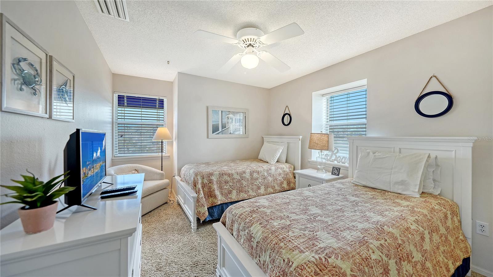 1350 SIESTA BAYSIDE DR #1350B