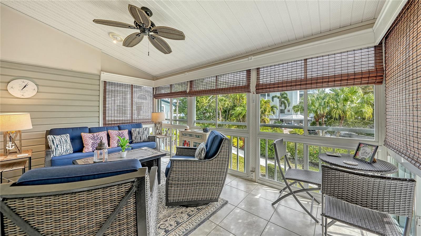 1350 SIESTA BAYSIDE DR #1350B