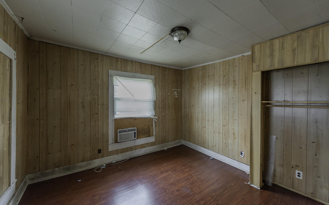 1600 E 46th Street Pl