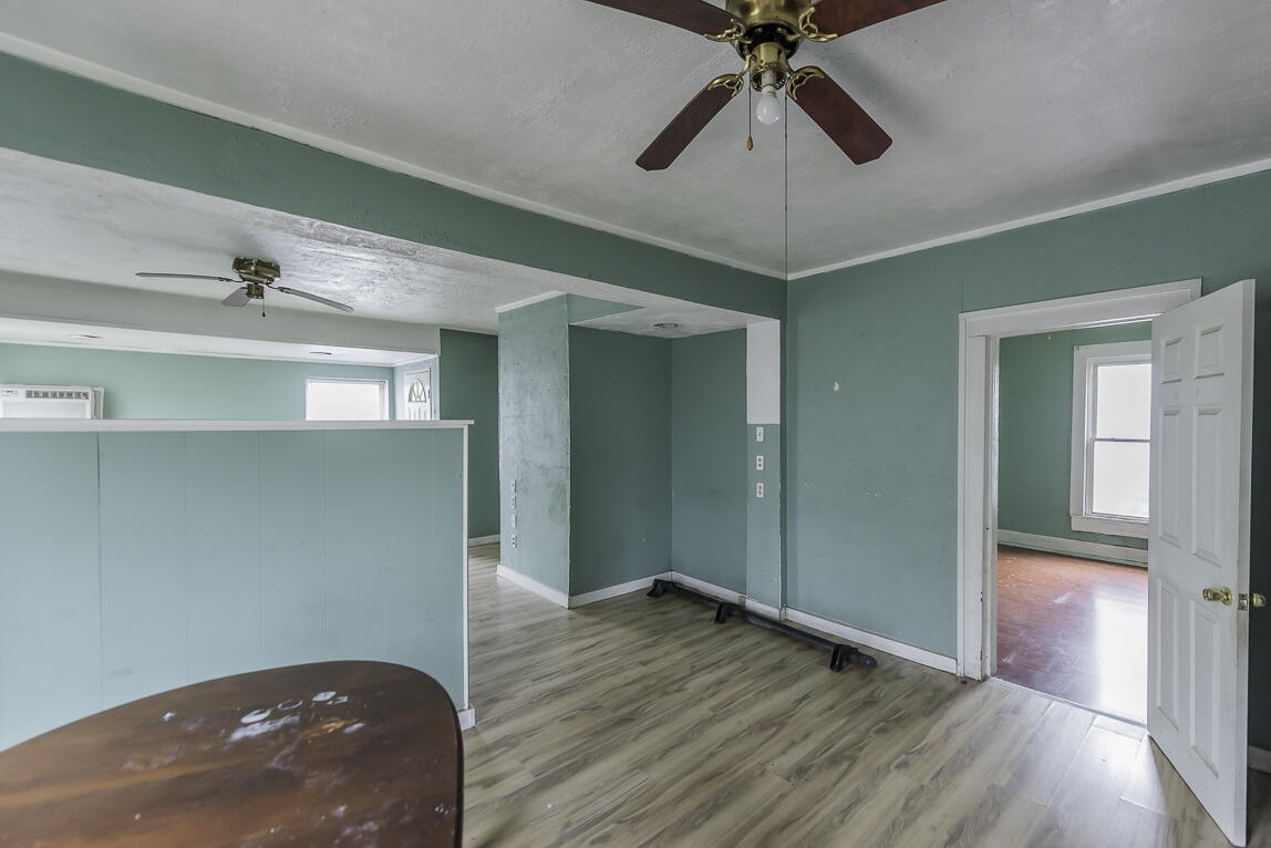 1600 E 46th Street Pl