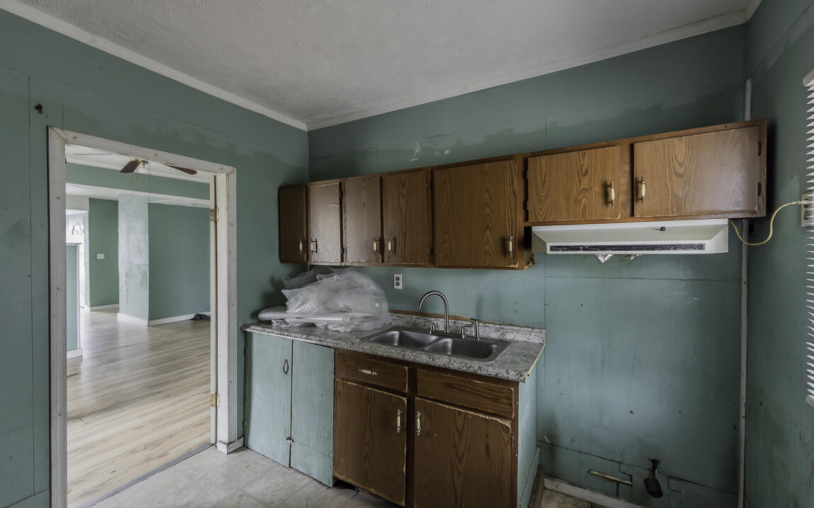 1600 E 46th Street Pl