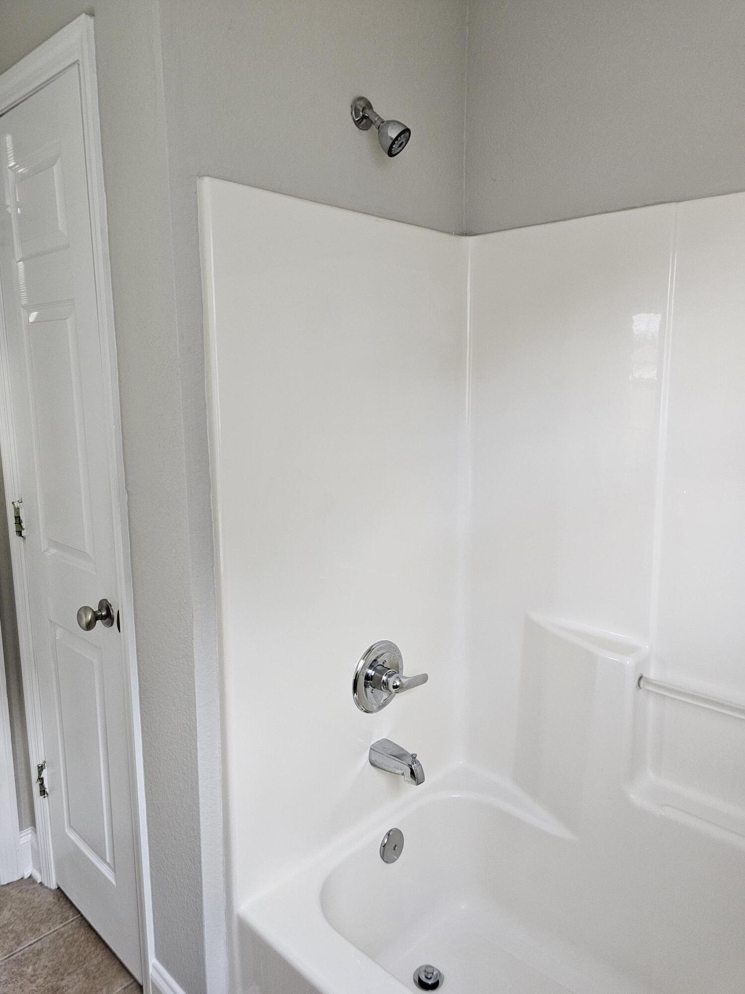 65 Dove Dr, LaFayette