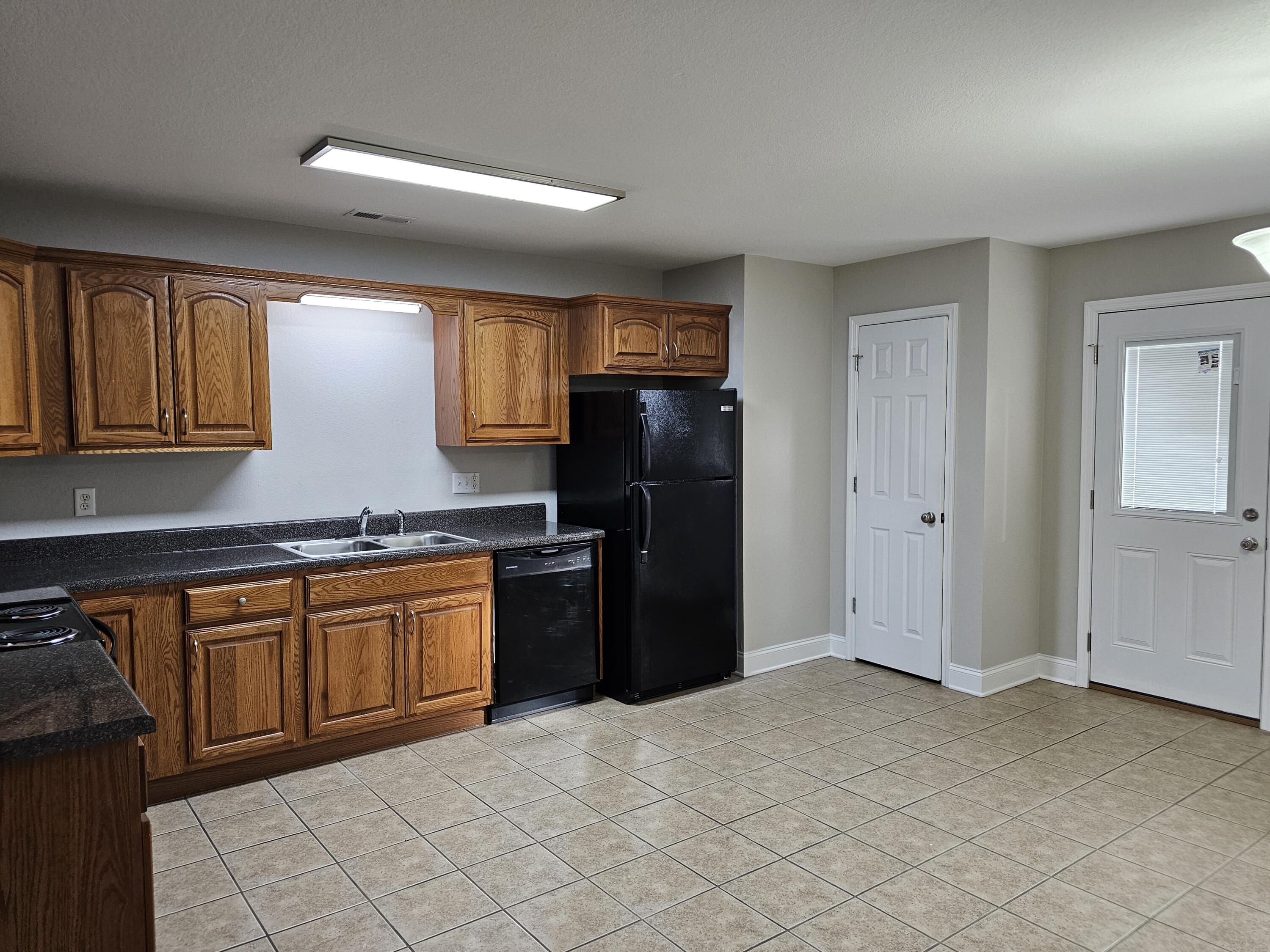 65 Dove Dr, LaFayette