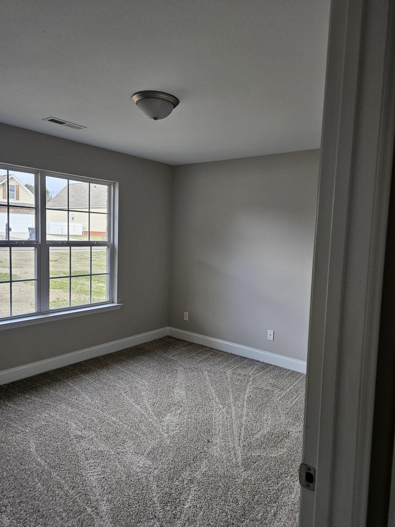 65 Dove Dr, LaFayette