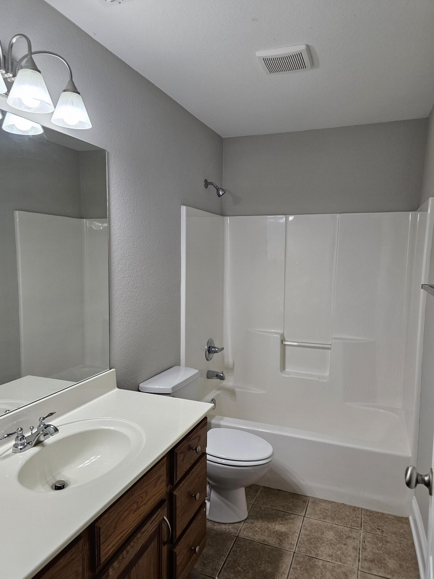 65 Dove Dr, LaFayette