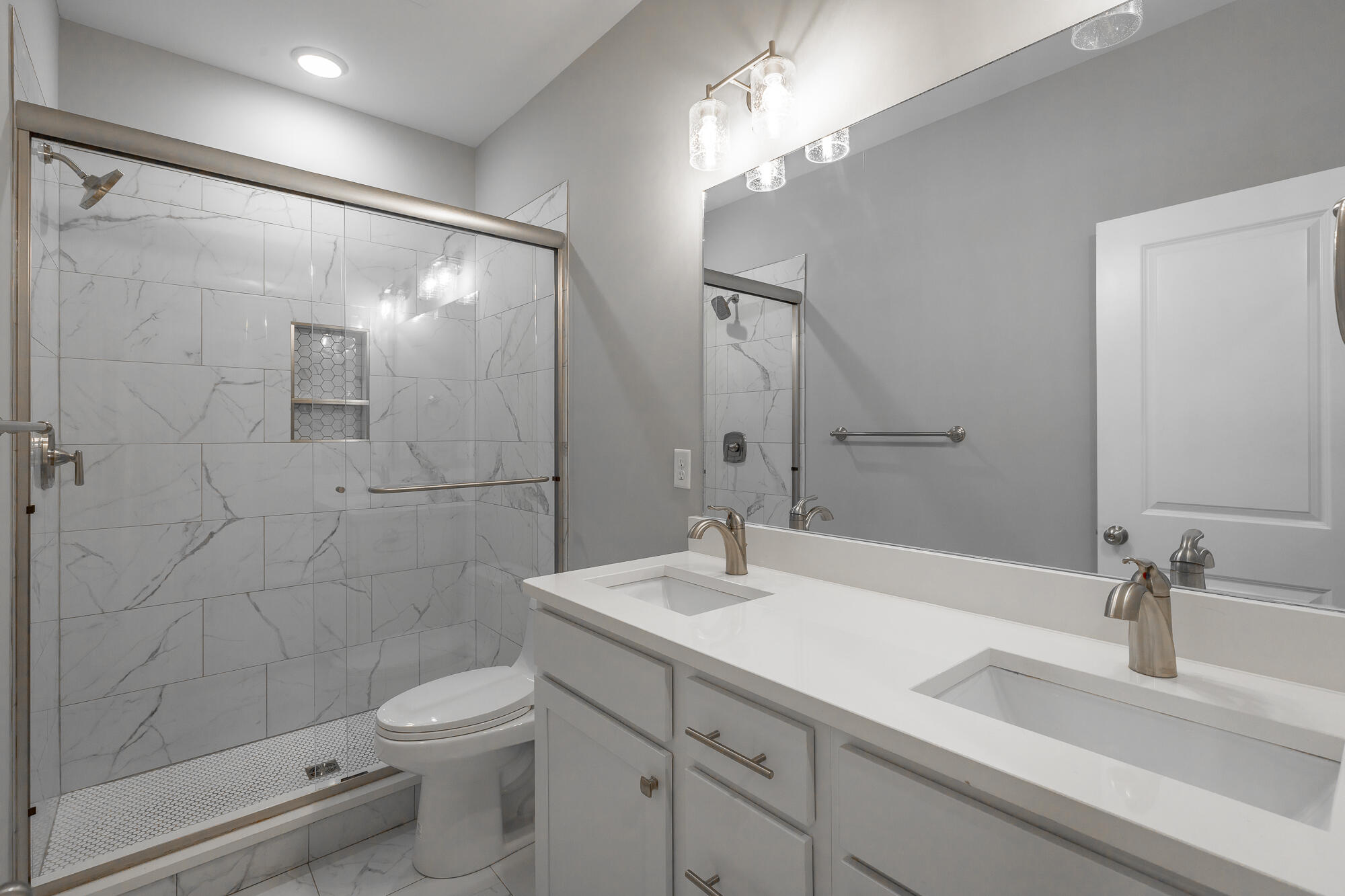 917 E 17th Street, 111
