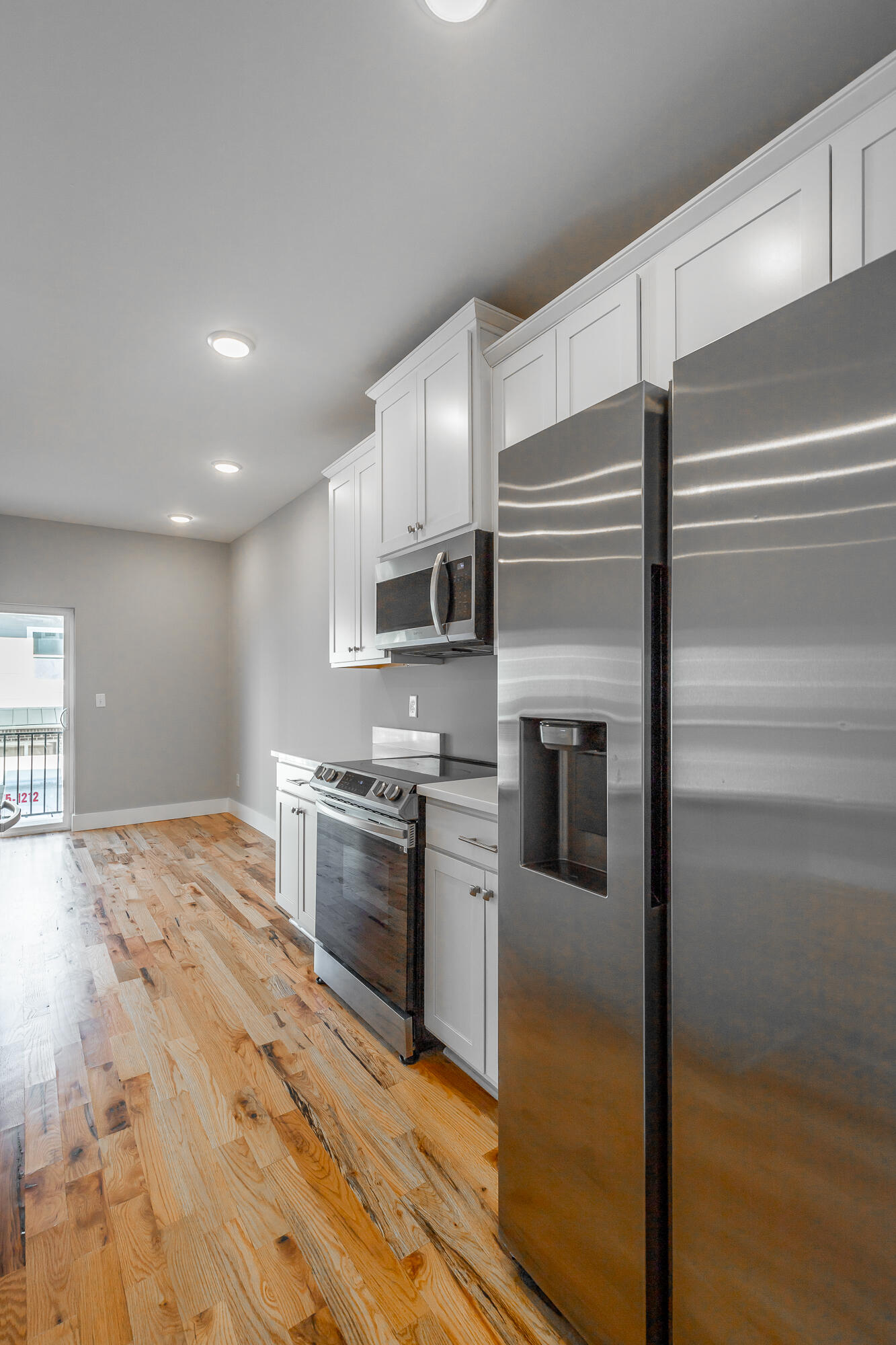 917 E 17th Street, 111