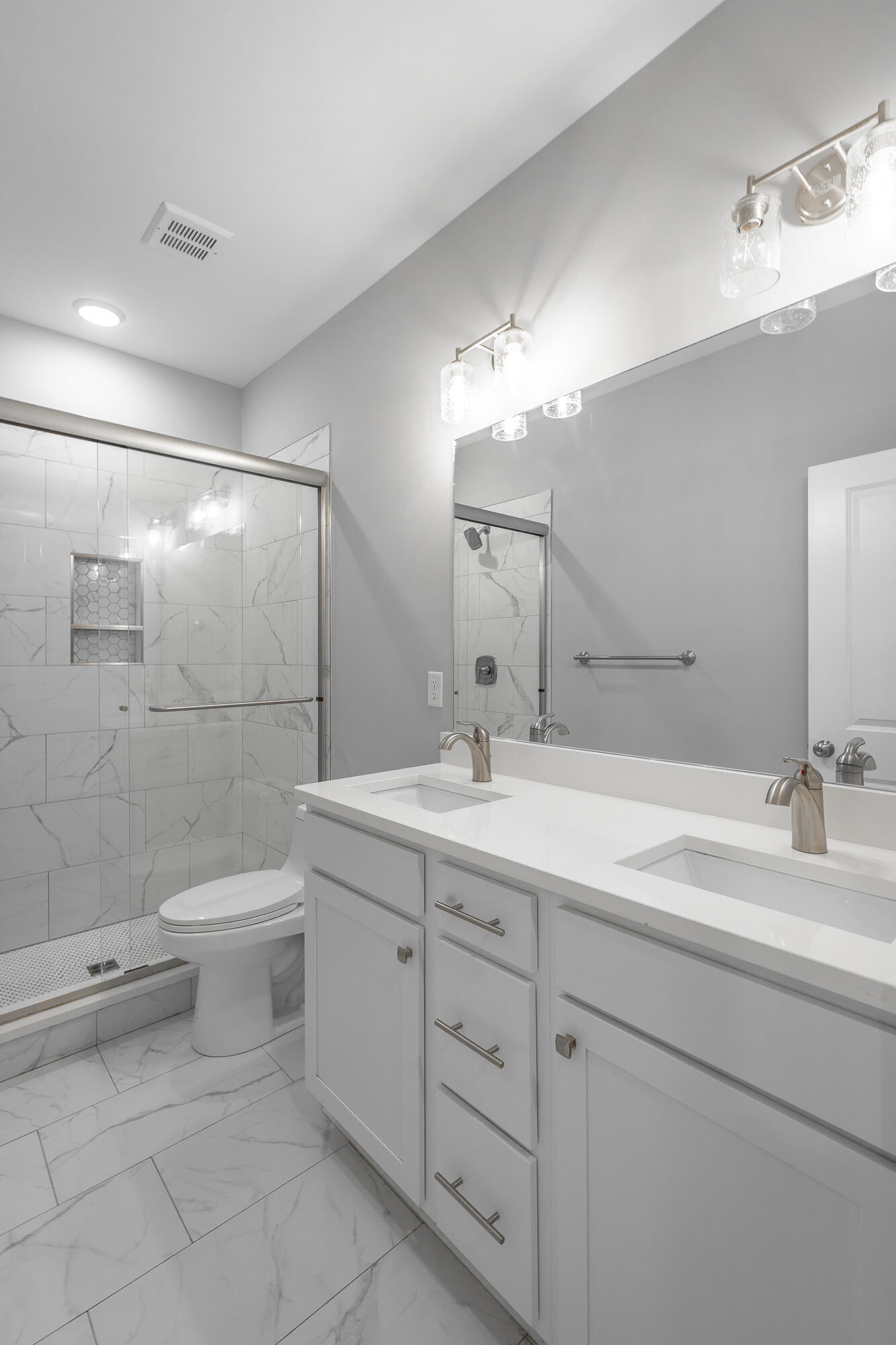 917 E 17th Street, 111