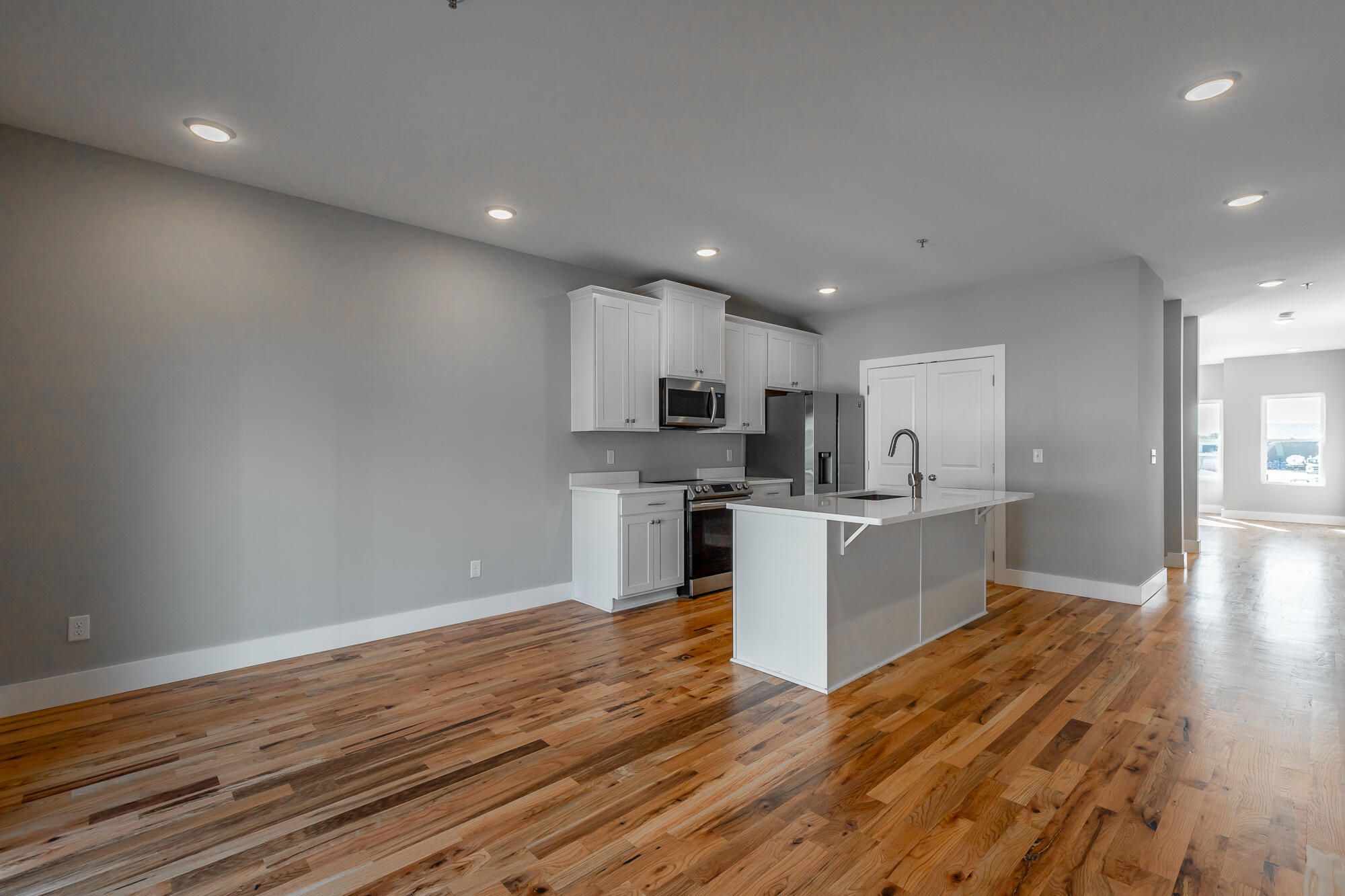 917 E 17th Street, 111