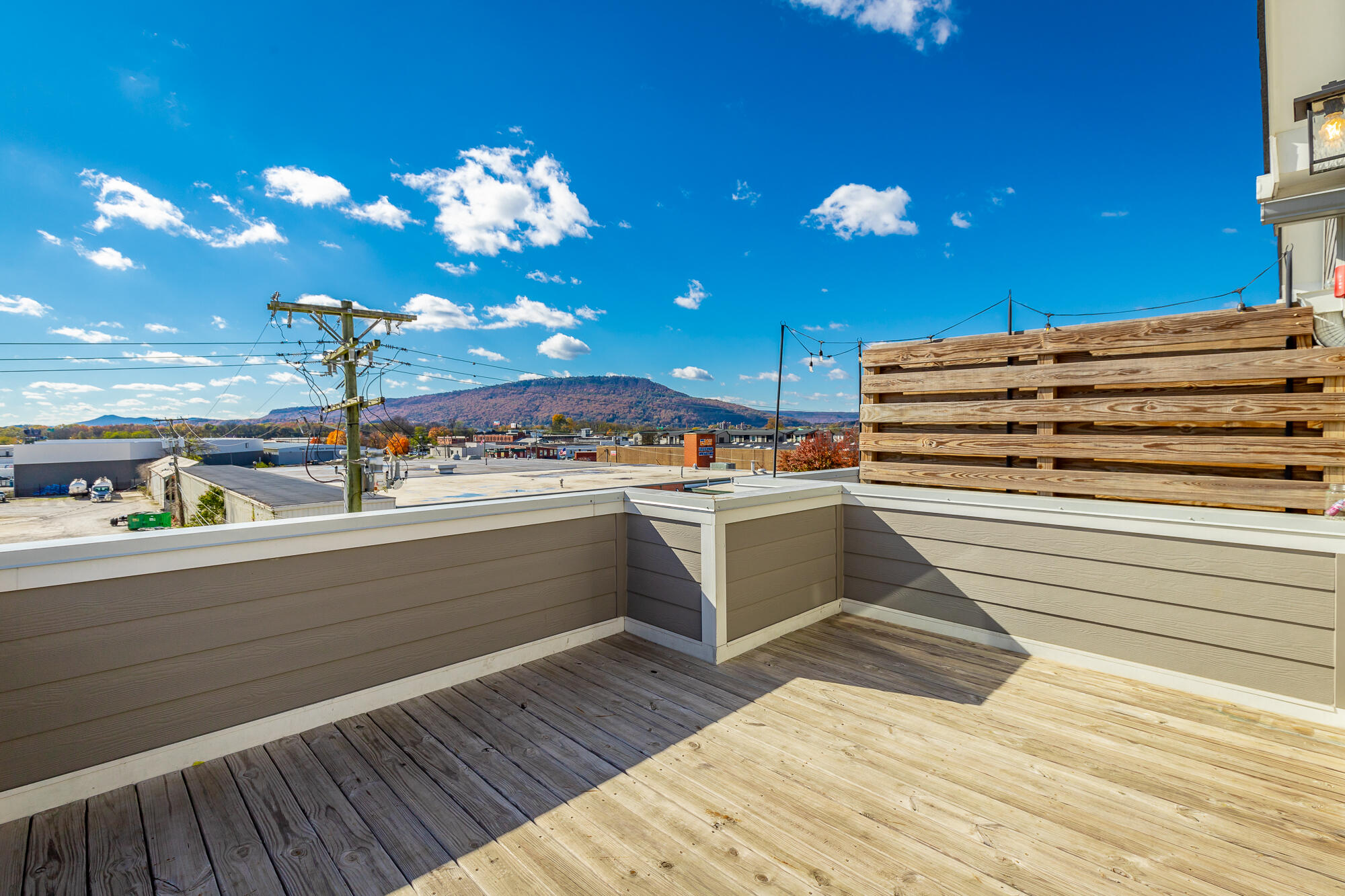 917 E 17th Street, 111