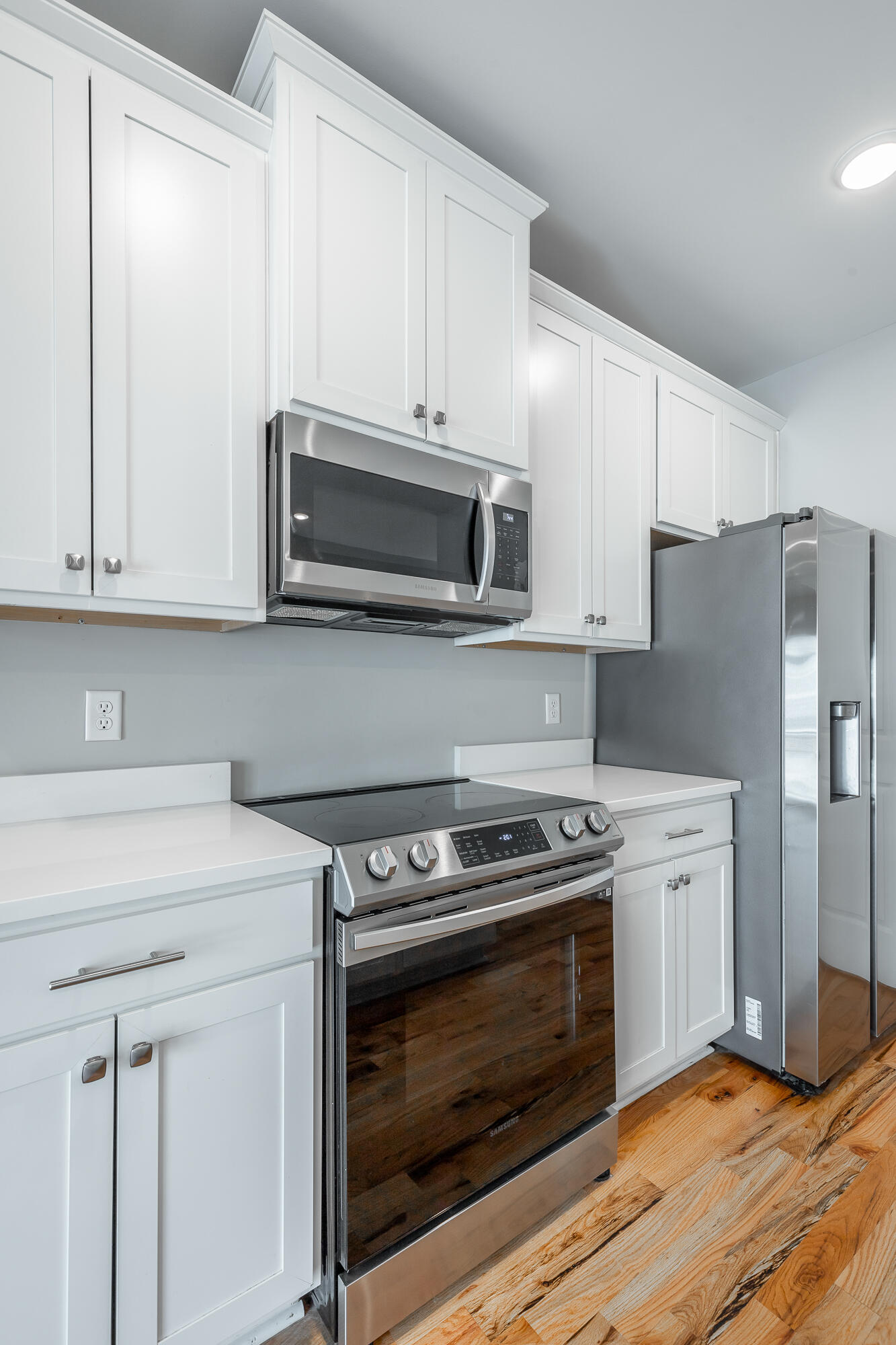 917 E 17th Street, 111