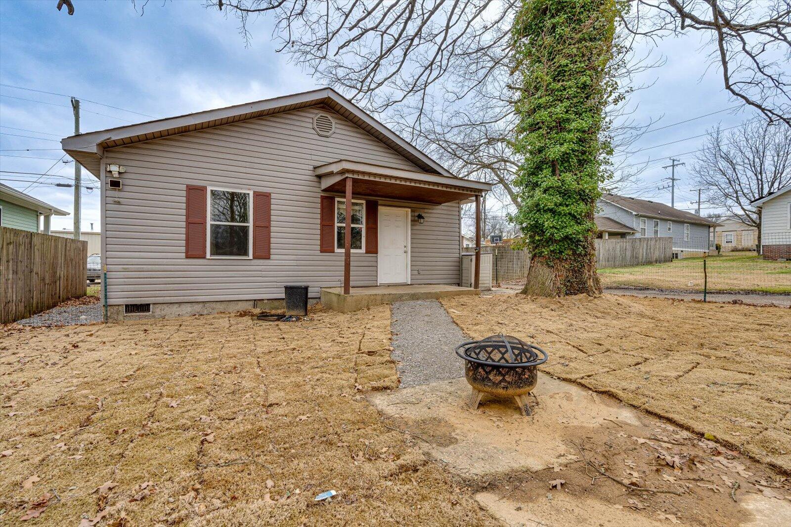 1005 S Hickory Street