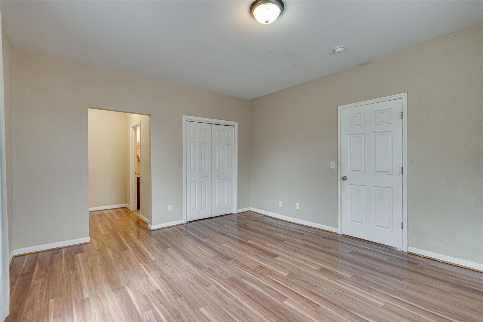 1005 S Hickory Street