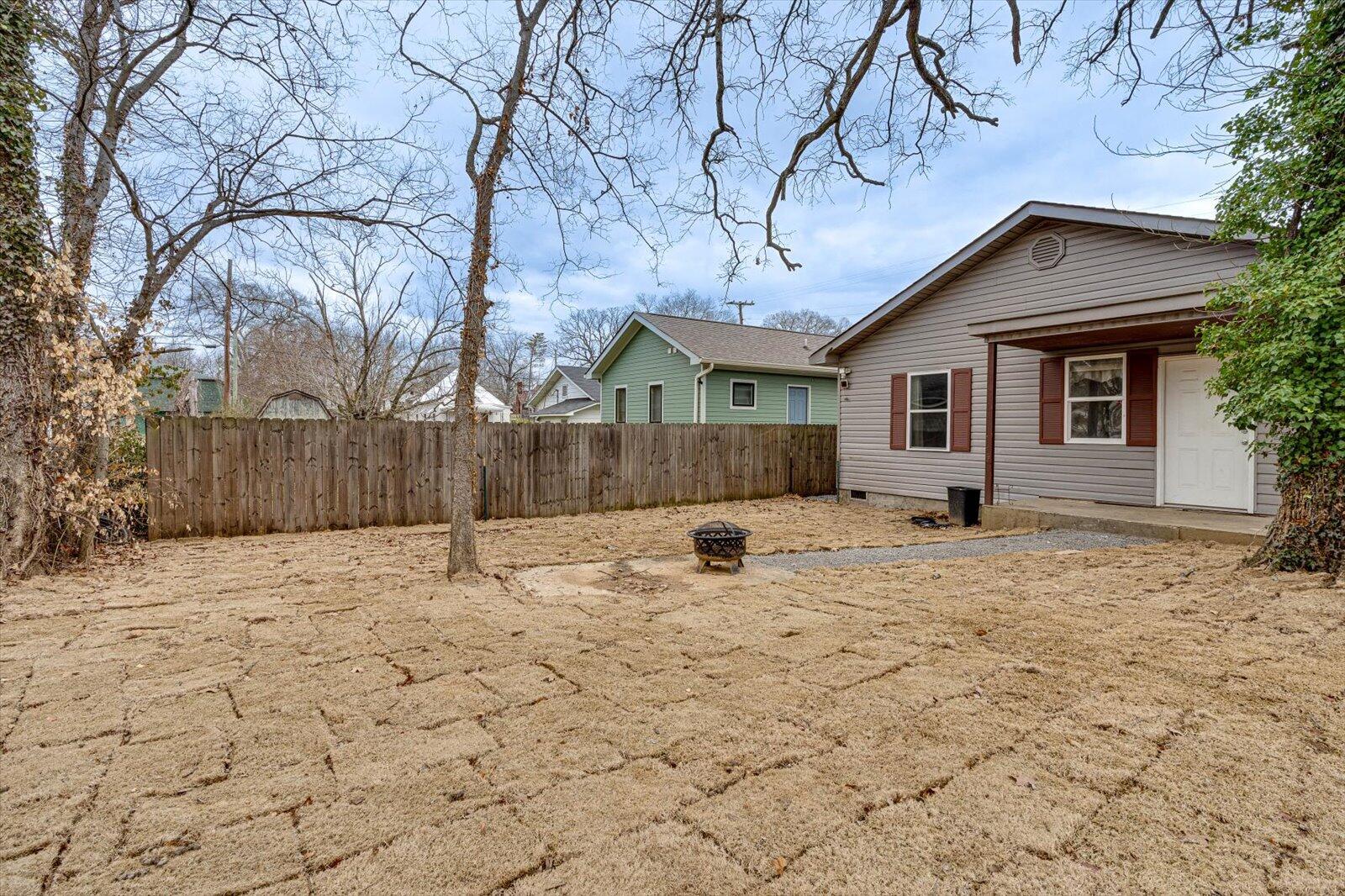 1005 S Hickory Street