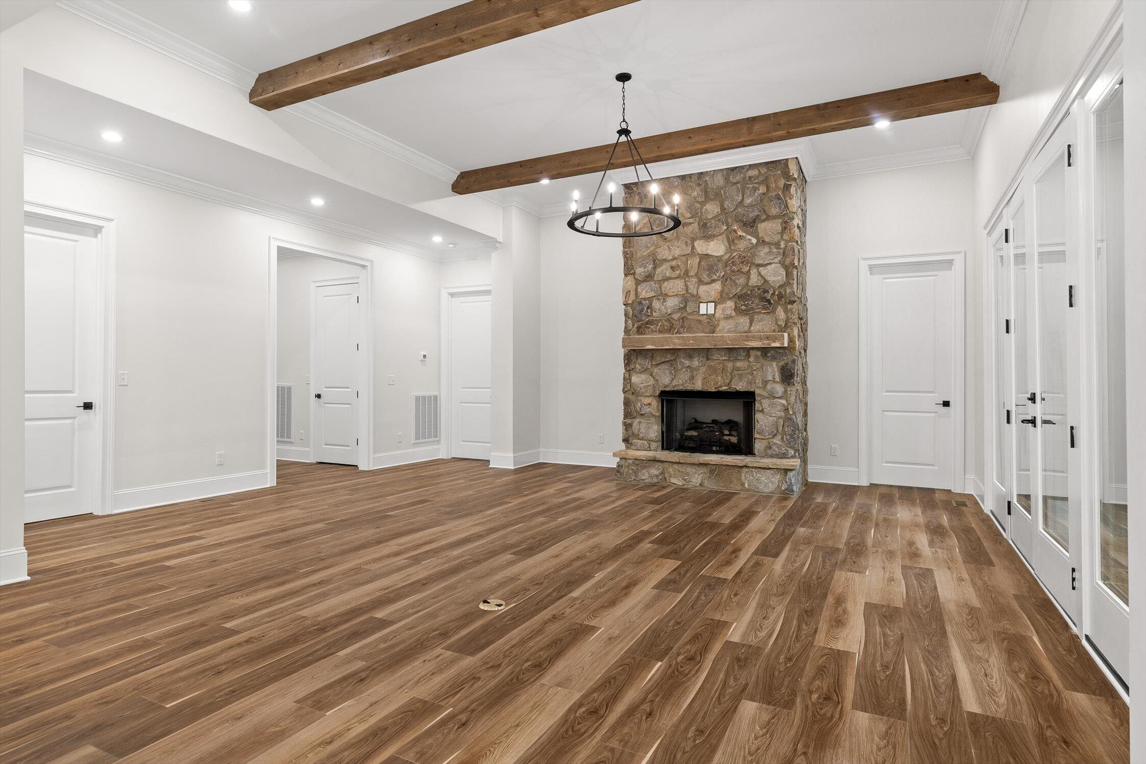 8467 Bear Paw Trail, 101