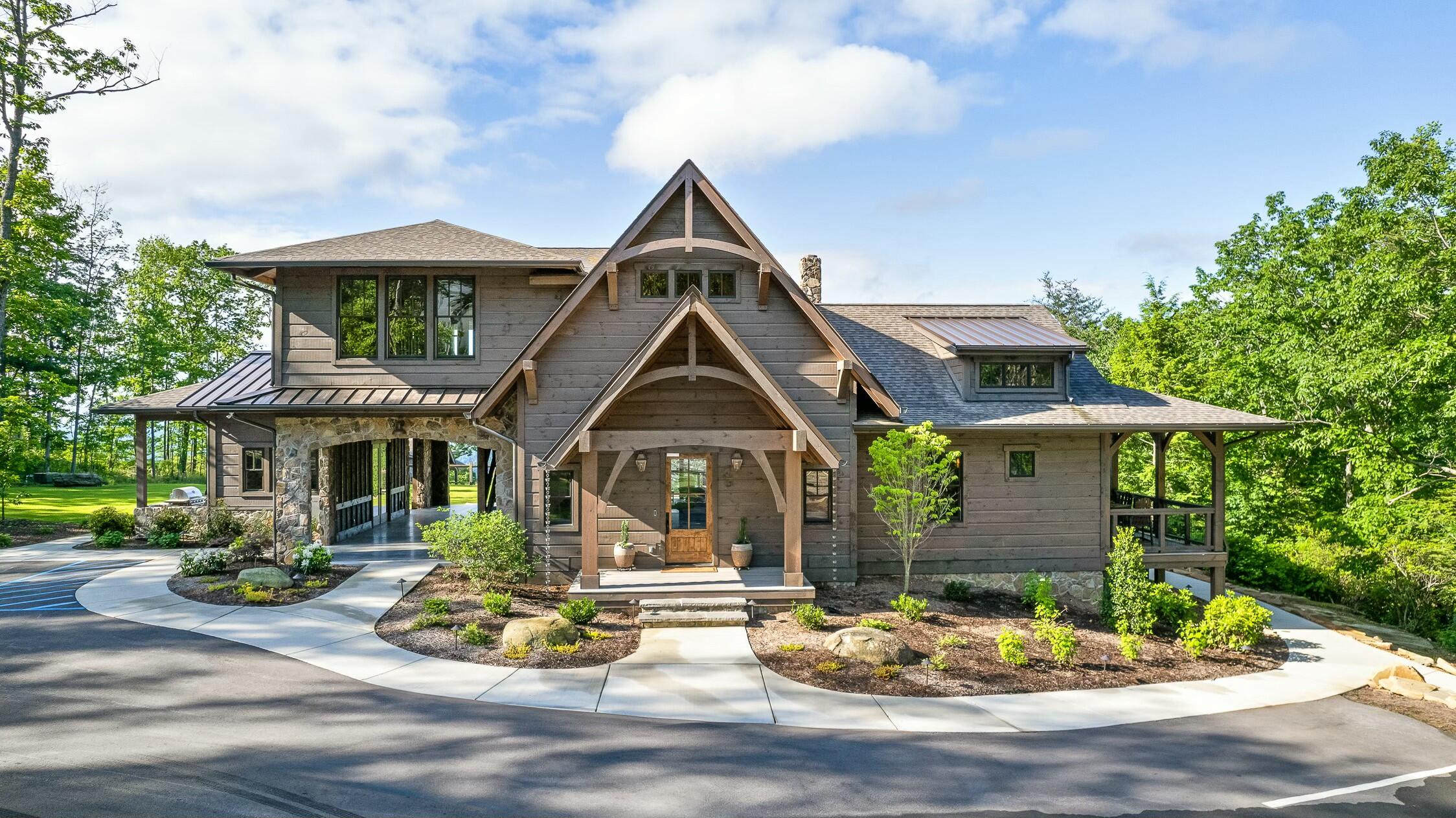 8467 Bear Paw Trail, 101