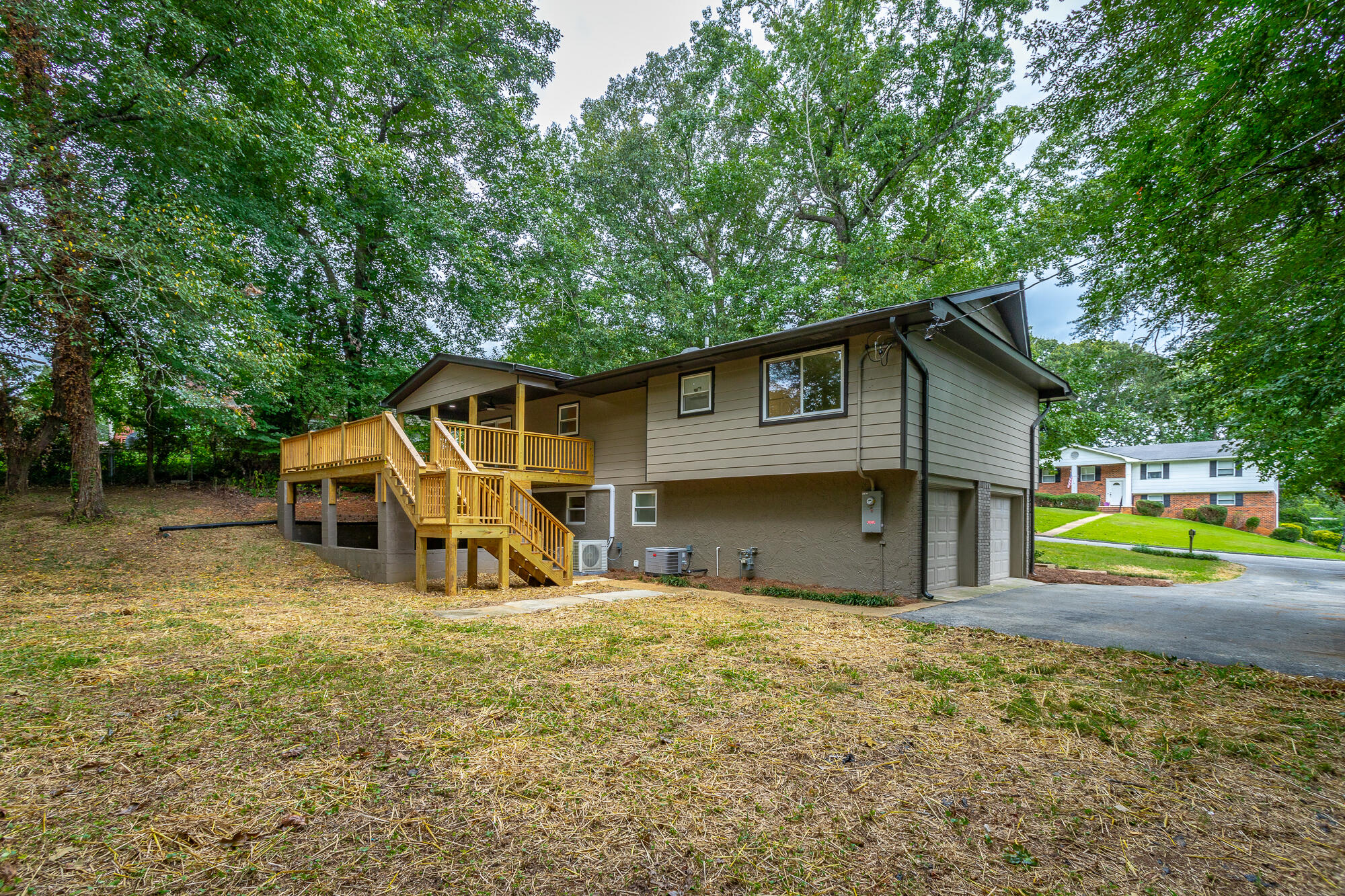 9214 Ramblewood Drive