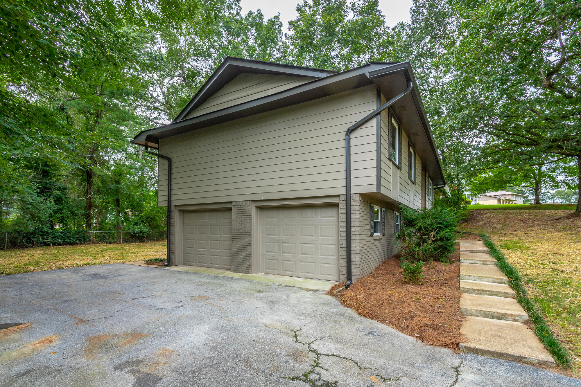 9214 Ramblewood Drive