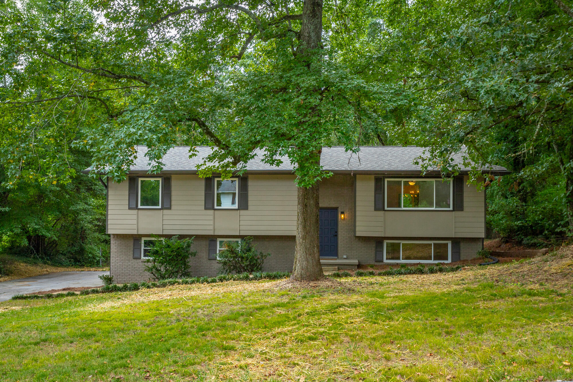 9214 Ramblewood Drive