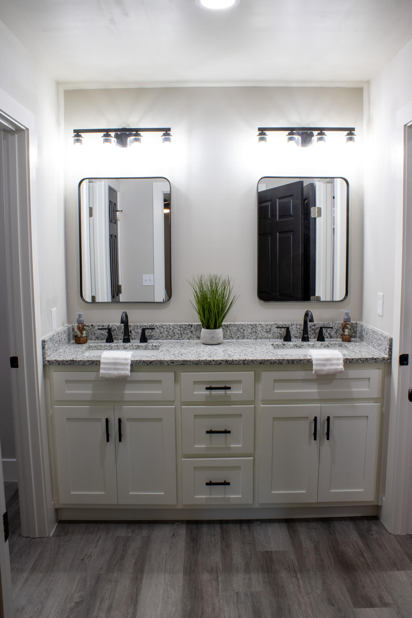 7217 Fairington Circle