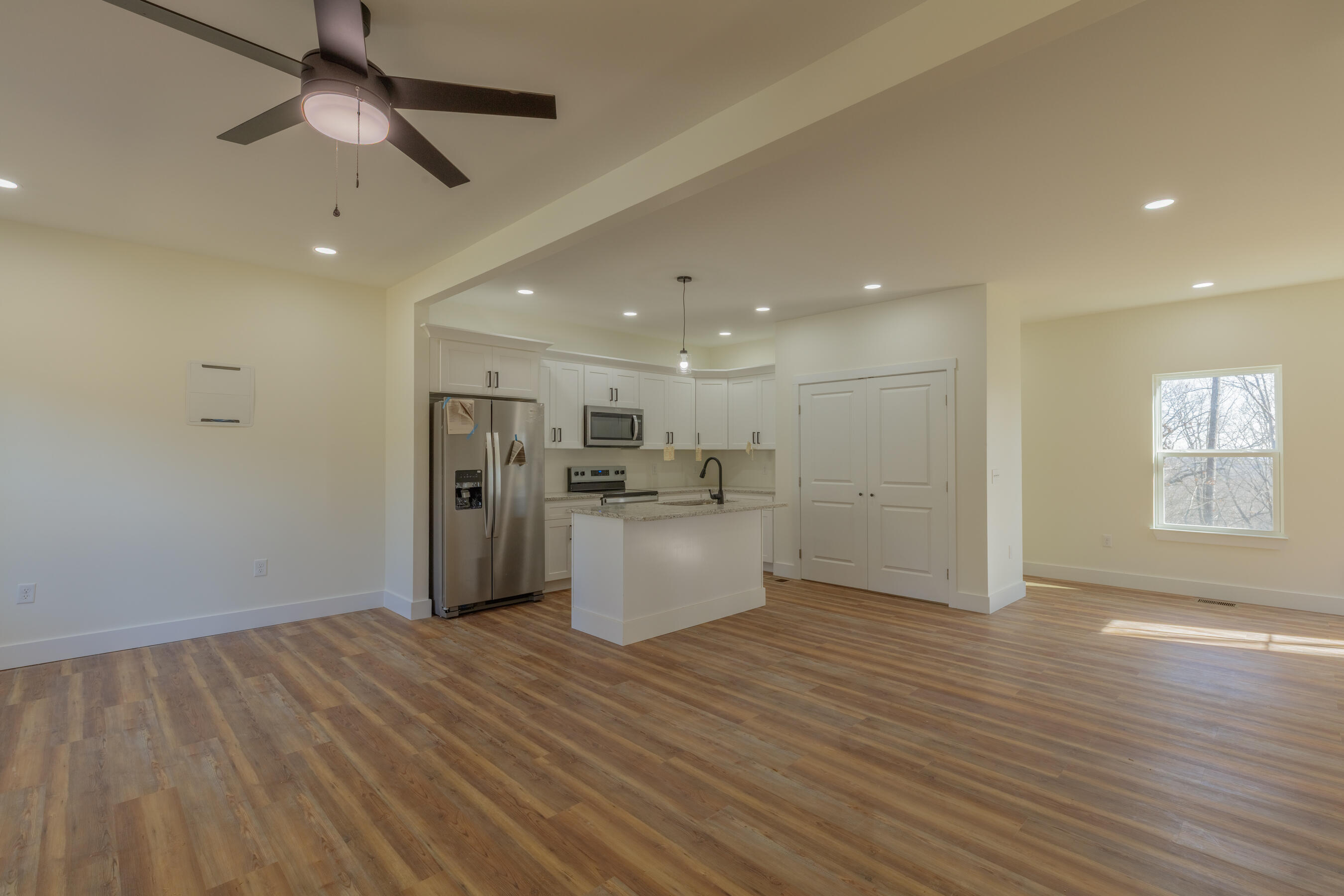 3616 Mountain View Drive