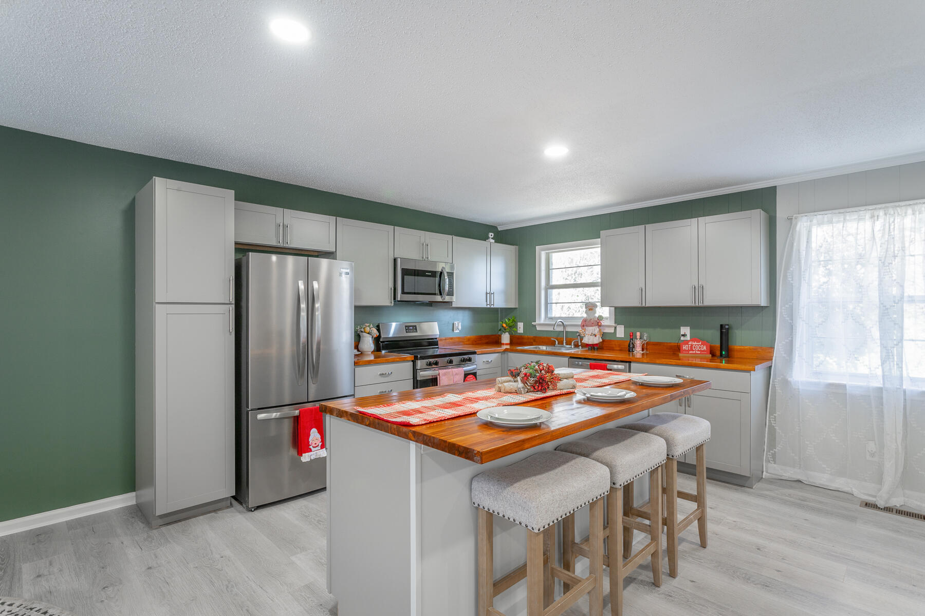 3504 Wauchula Street