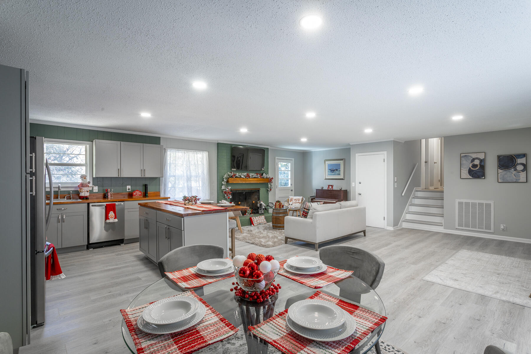 3504 Wauchula Street