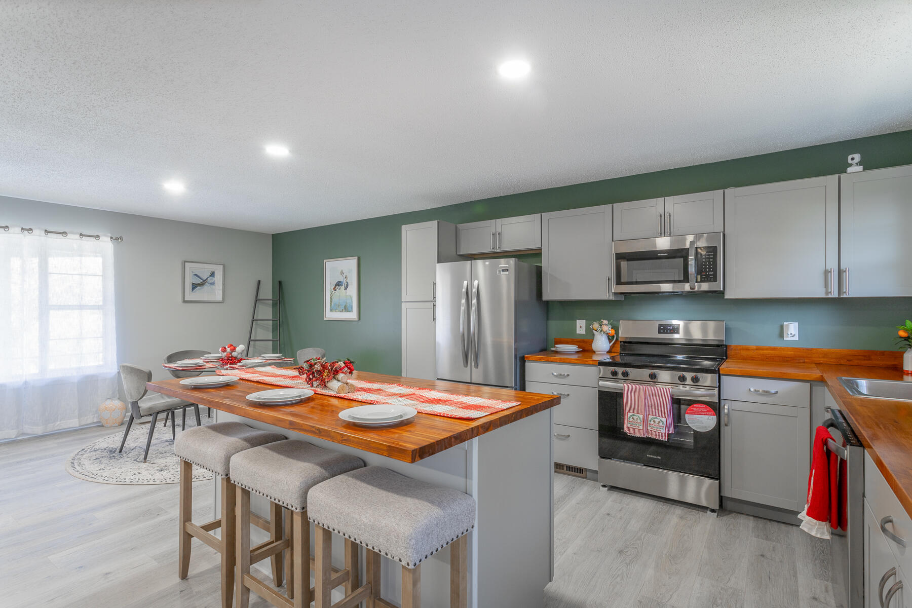 3504 Wauchula Street