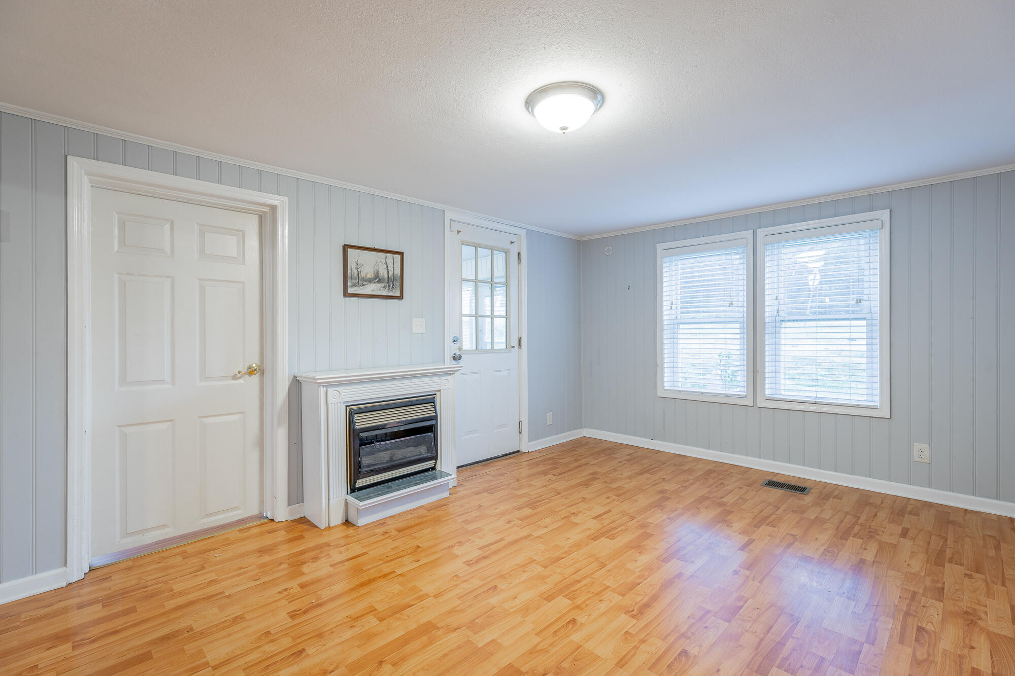 11724 Old Back Valley Road