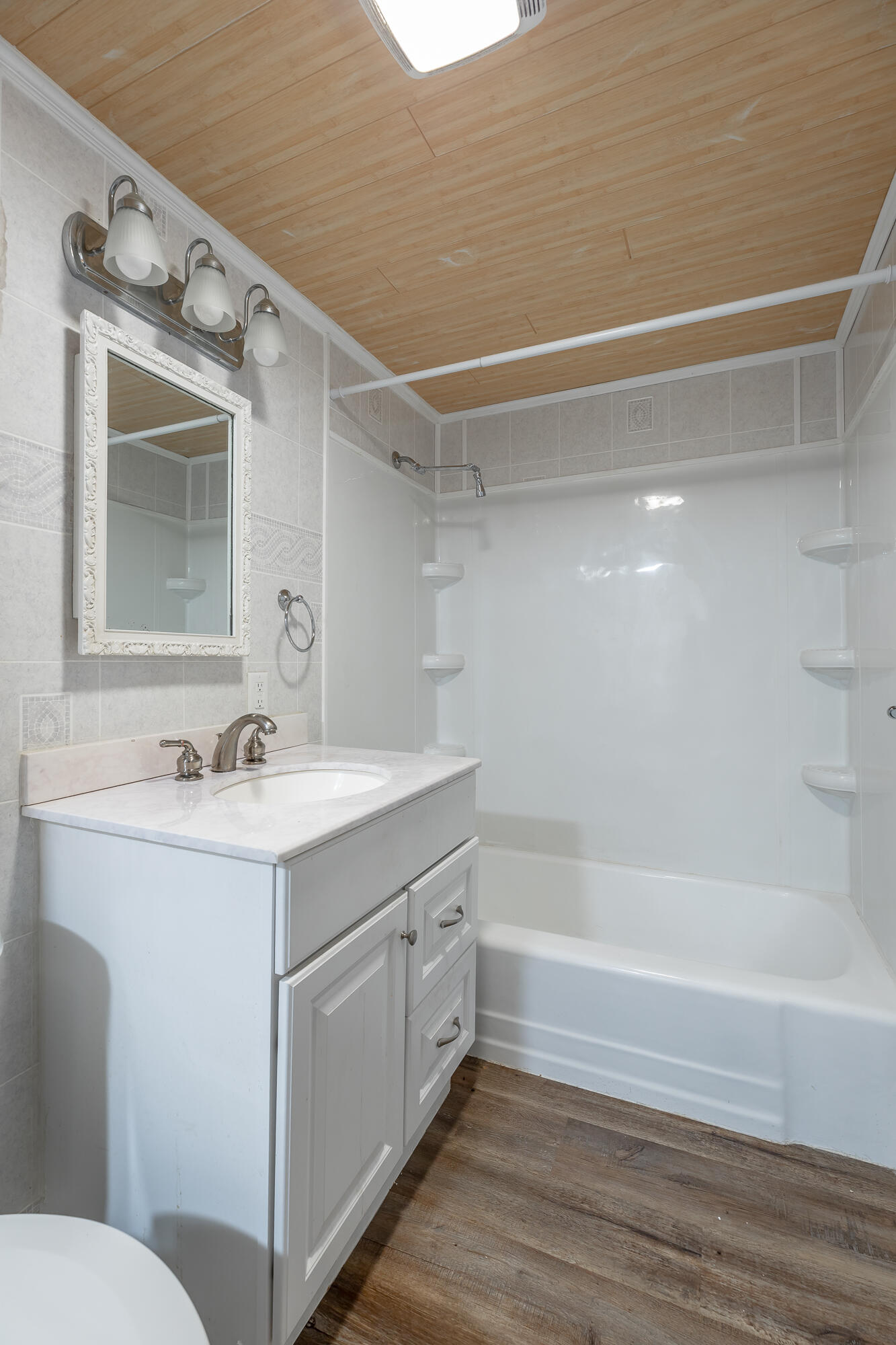 11724 Old Back Valley Road