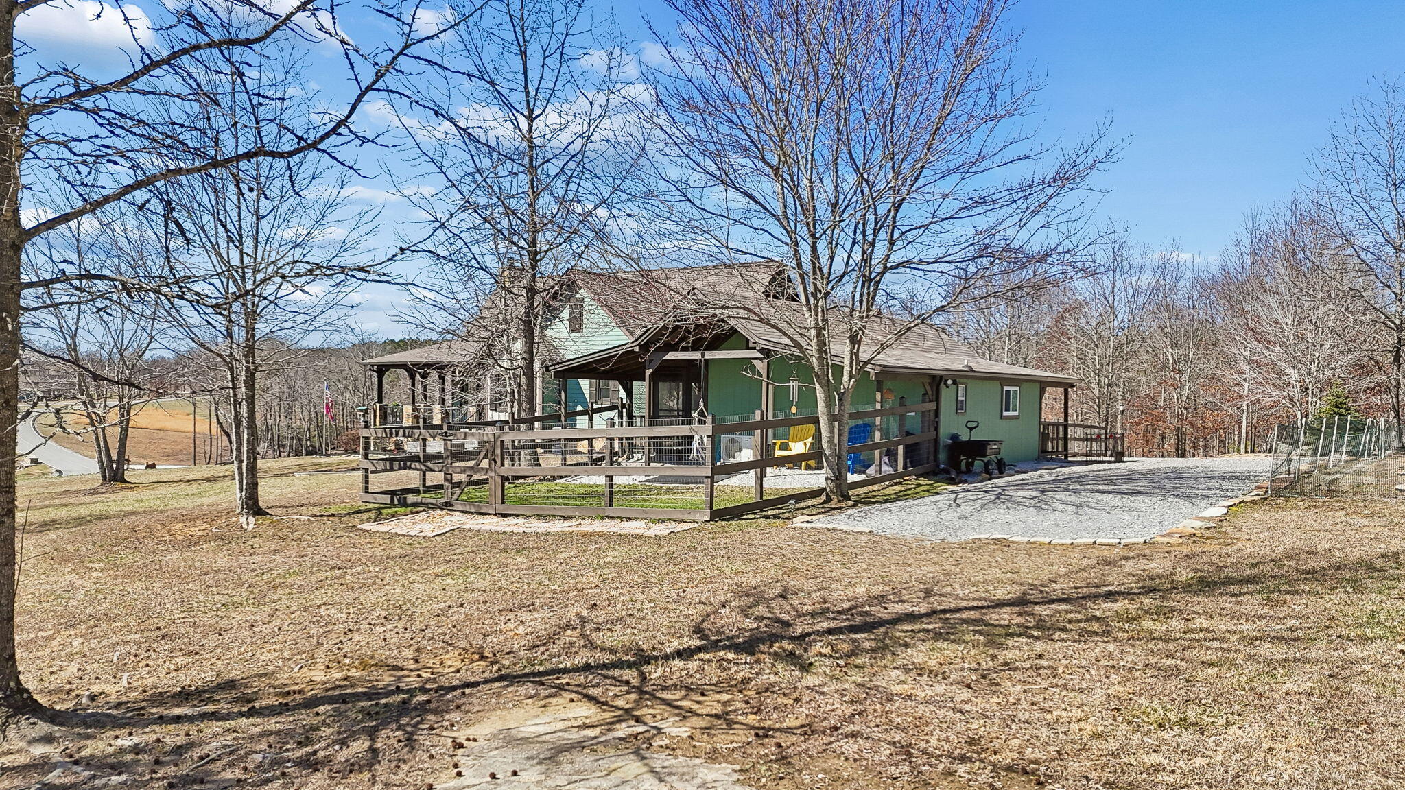 925 River Bluffs Drive