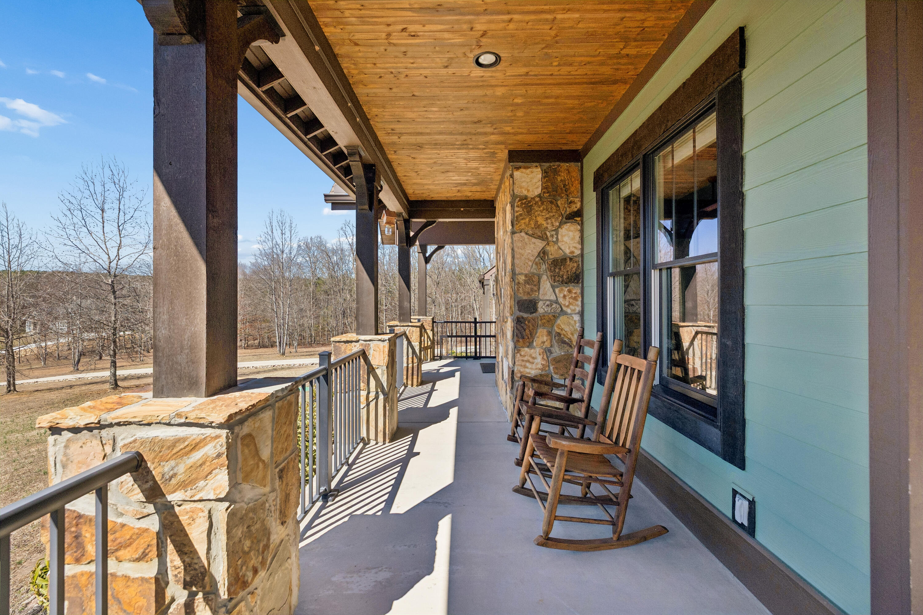 925 River Bluffs Drive