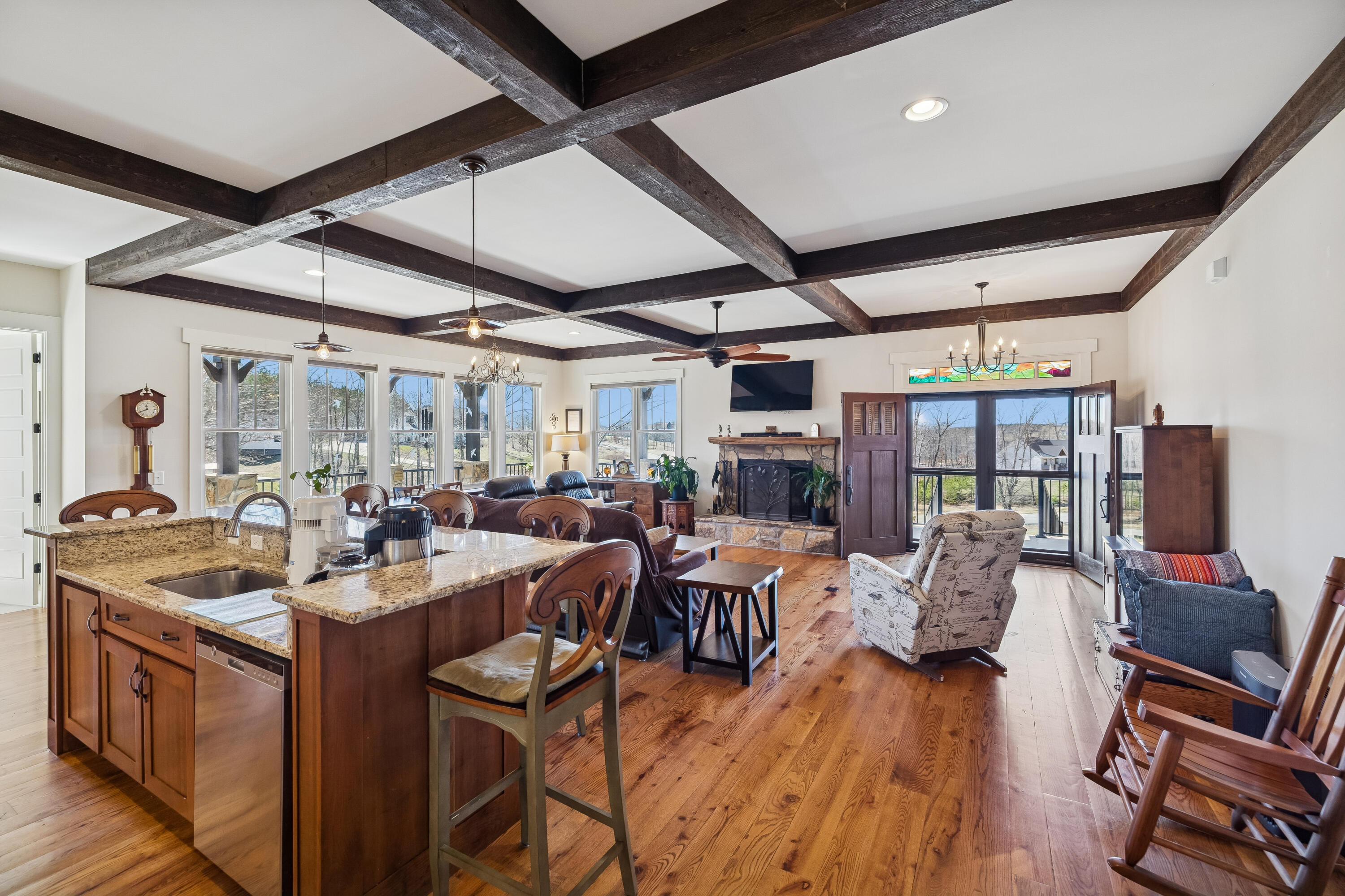 925 River Bluffs Drive