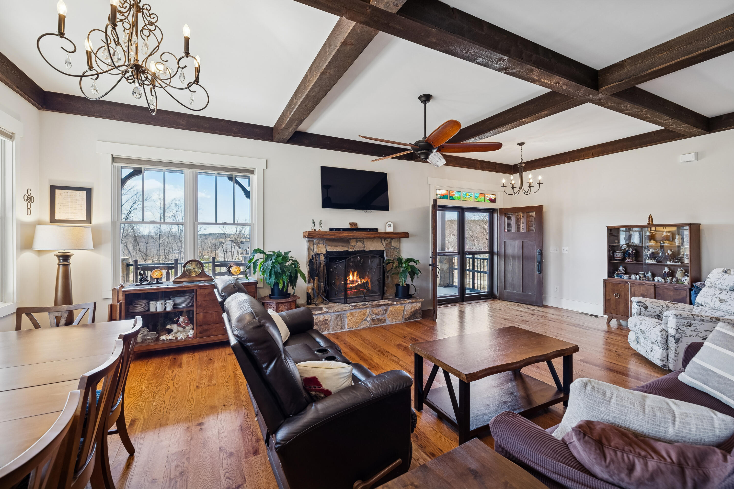 925 River Bluffs Drive