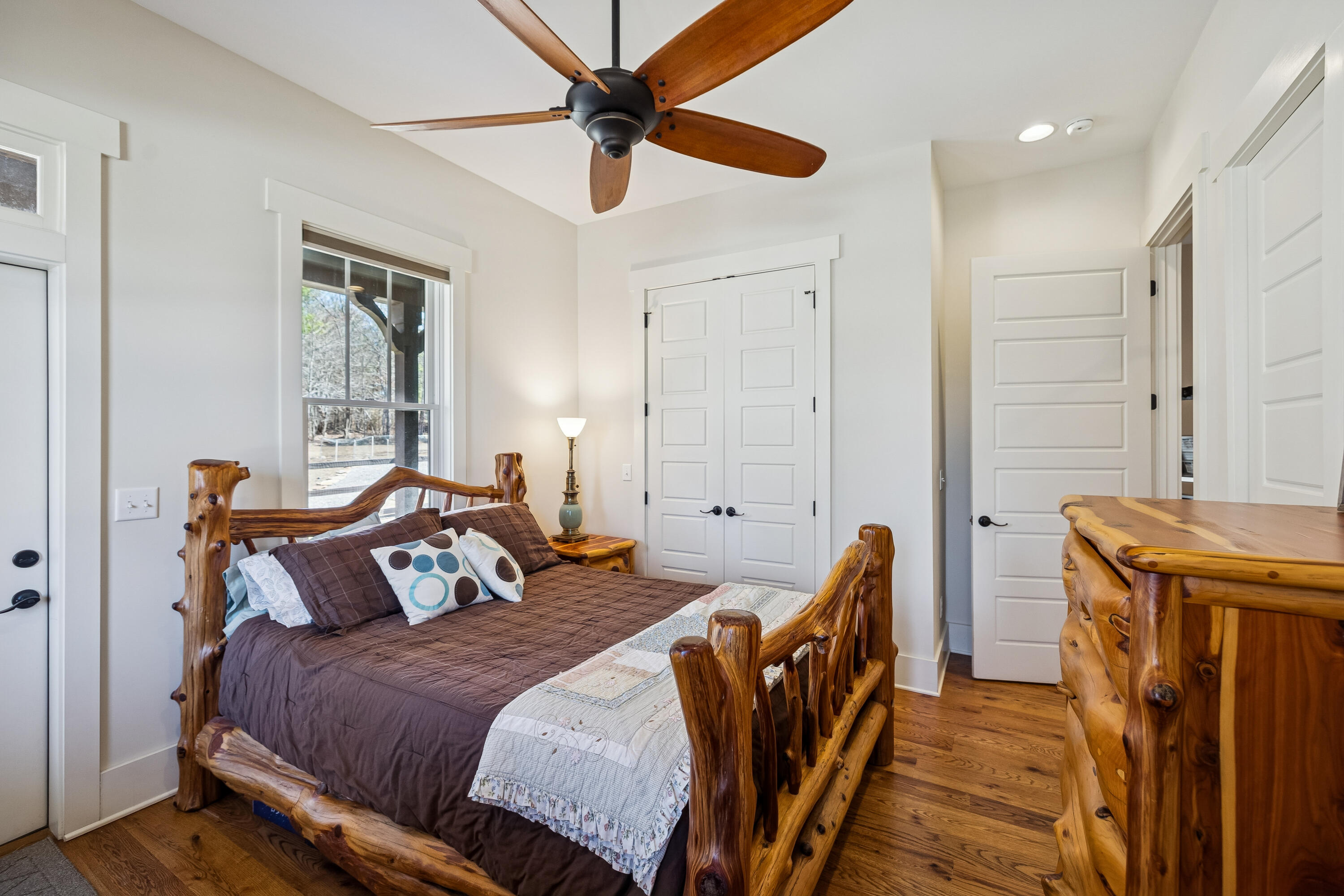 925 River Bluffs Drive