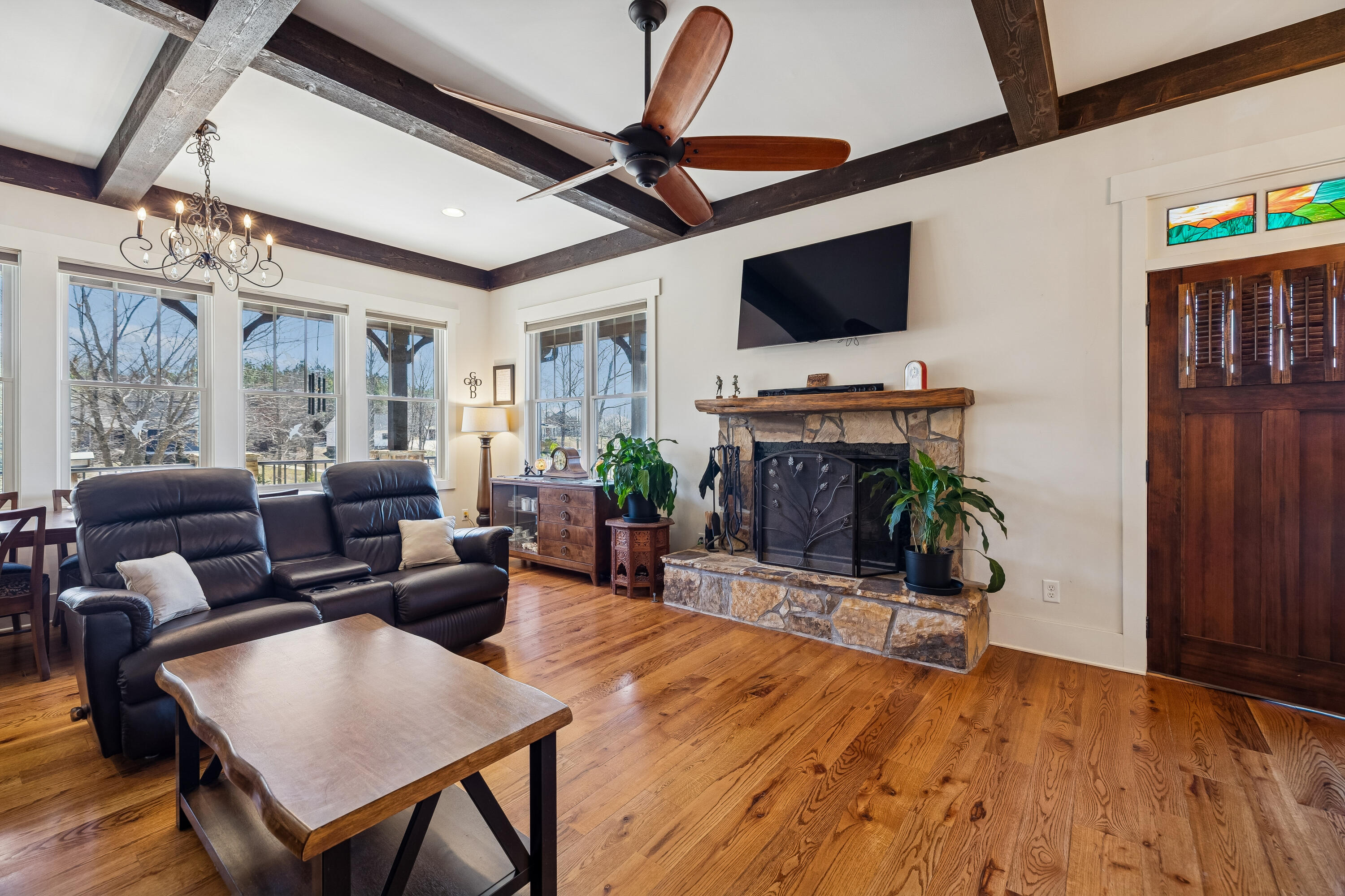 925 River Bluffs Drive