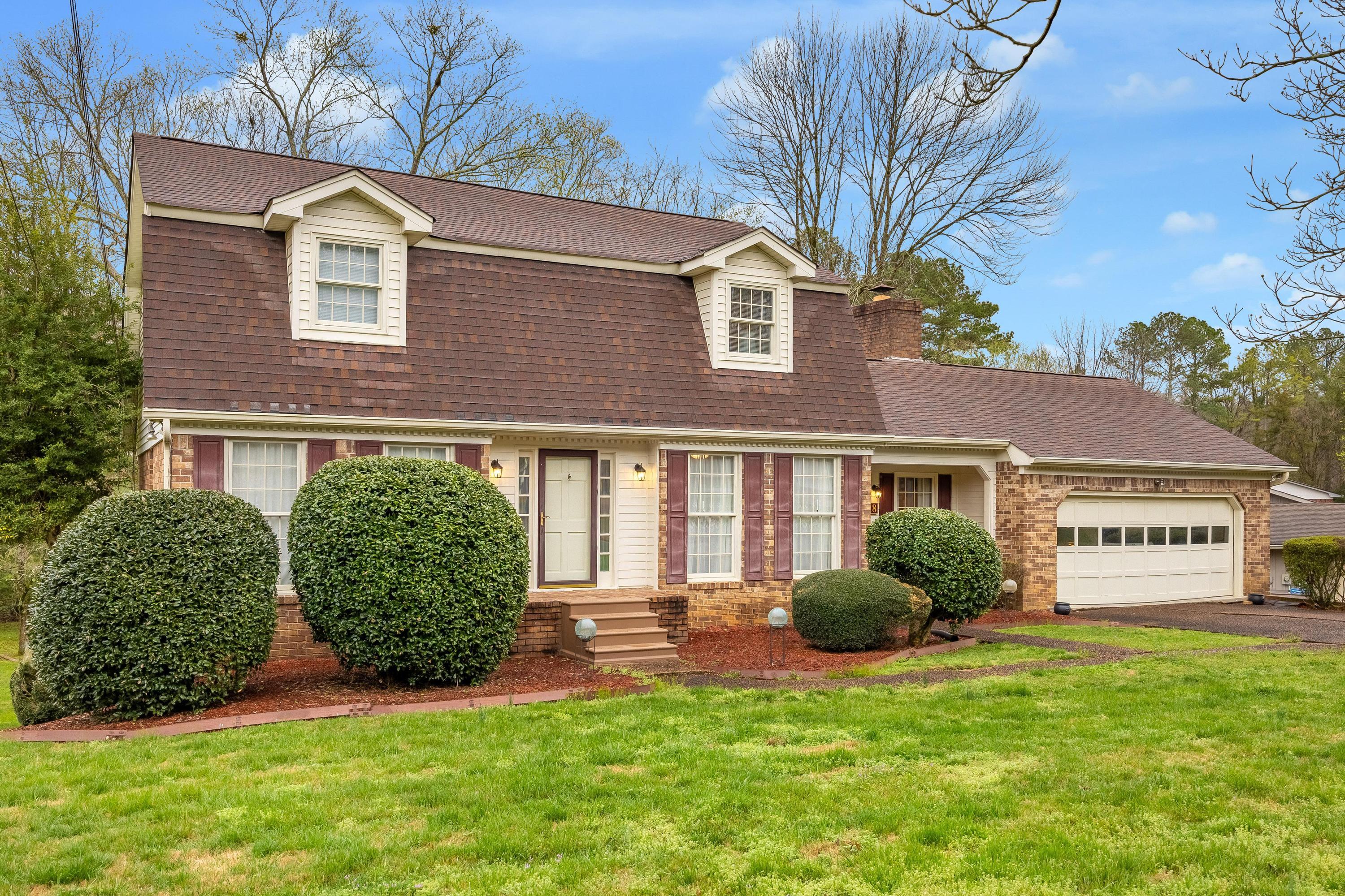 1518 Everhart Drive NW