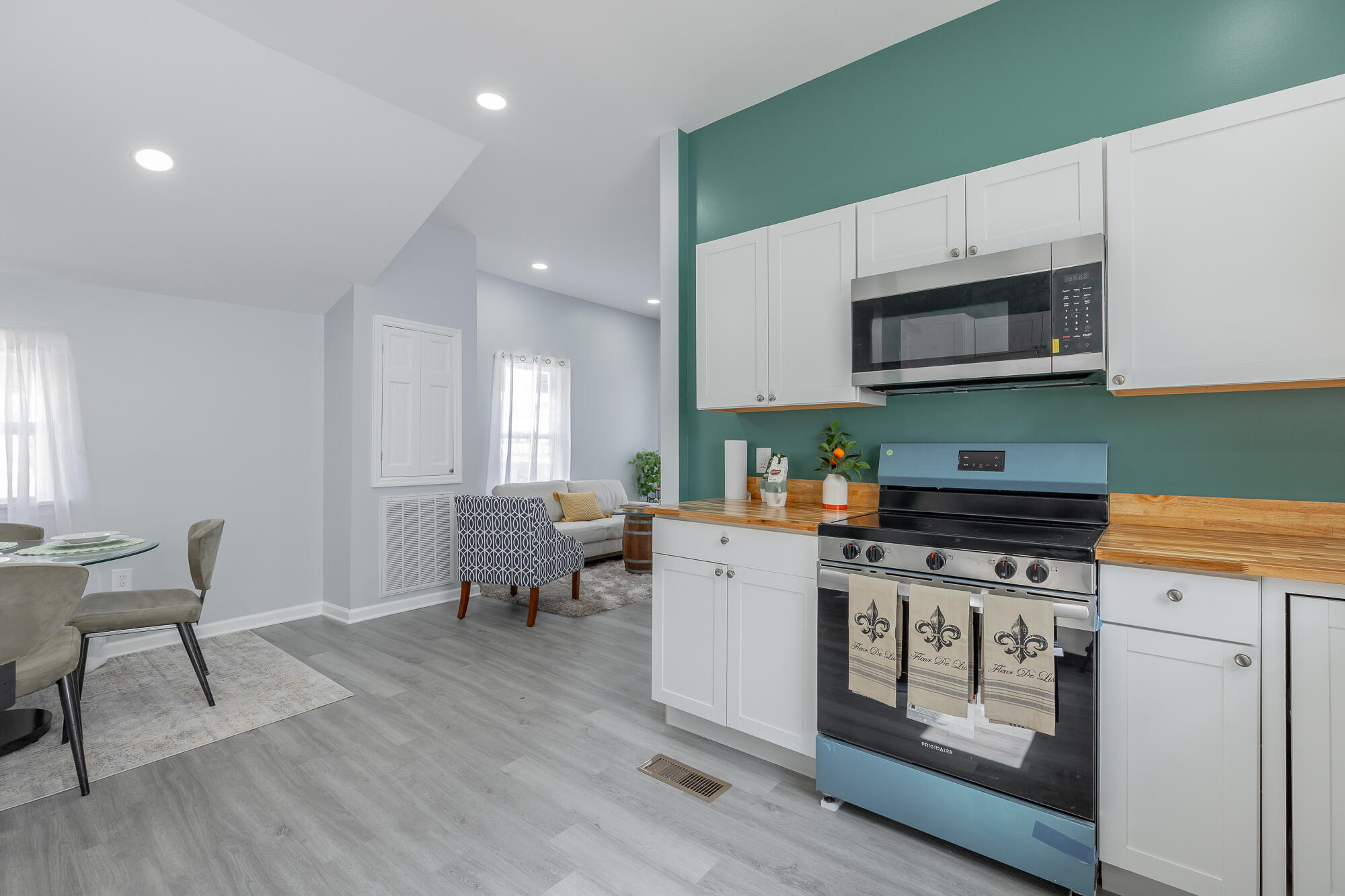 1603 S Orchard Knob Avenue