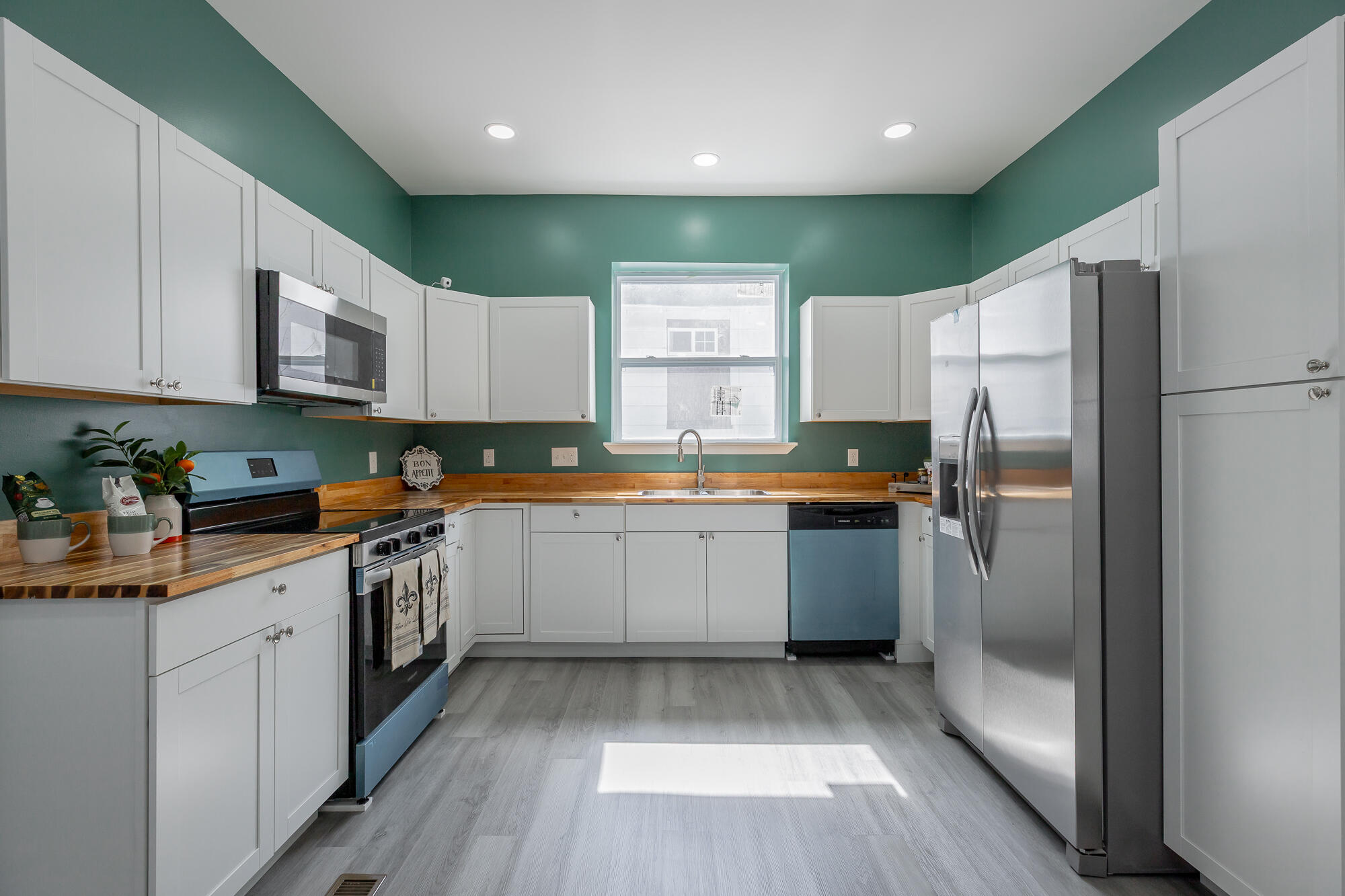 1603 S Orchard Knob Avenue