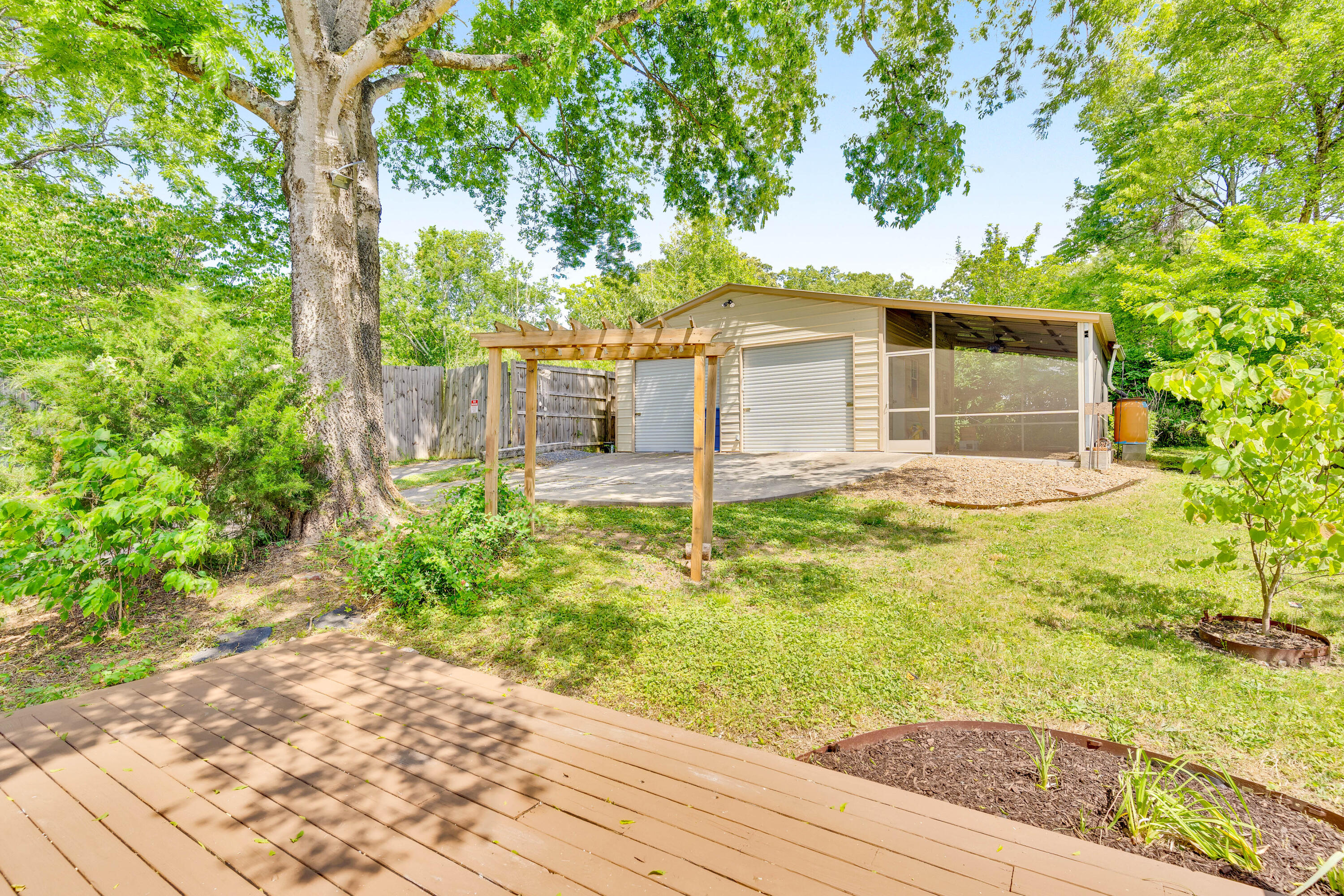3110 Greenwich Avenue