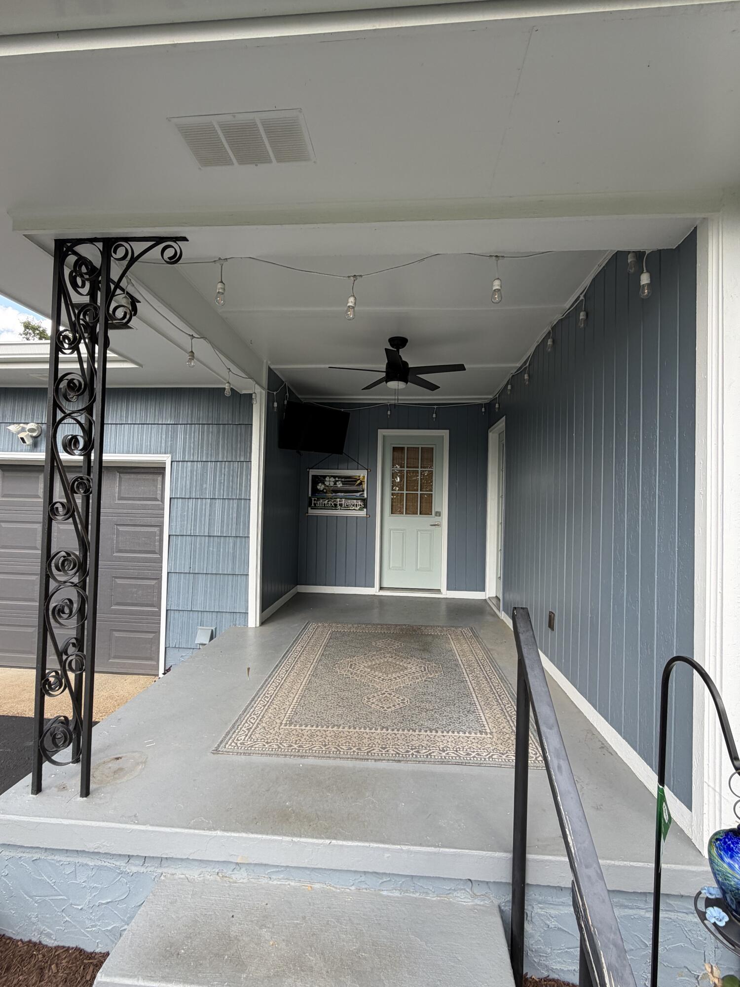 3938 Laird Lane