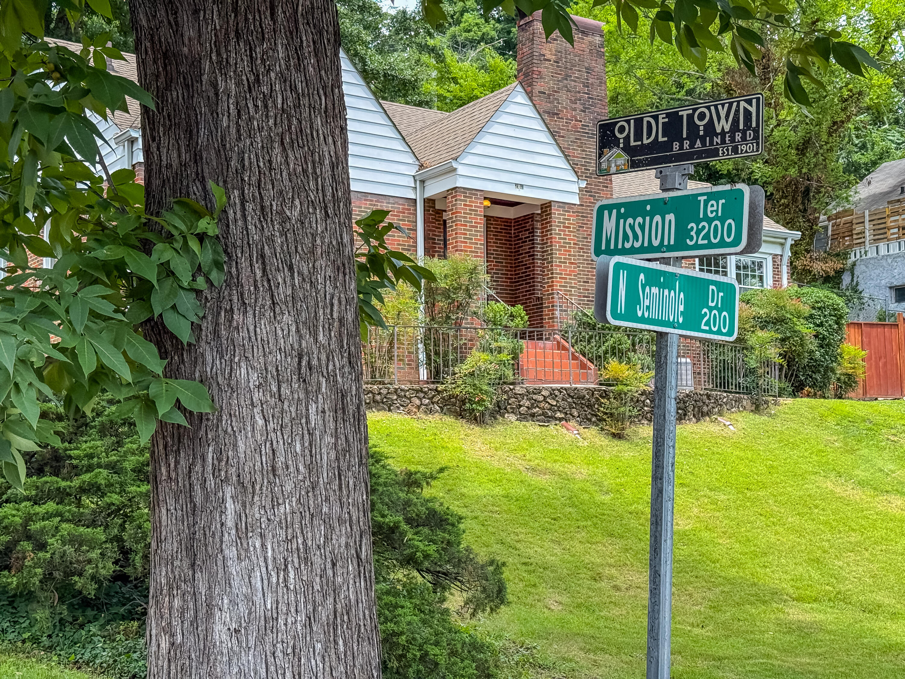 201 N Seminole Drive