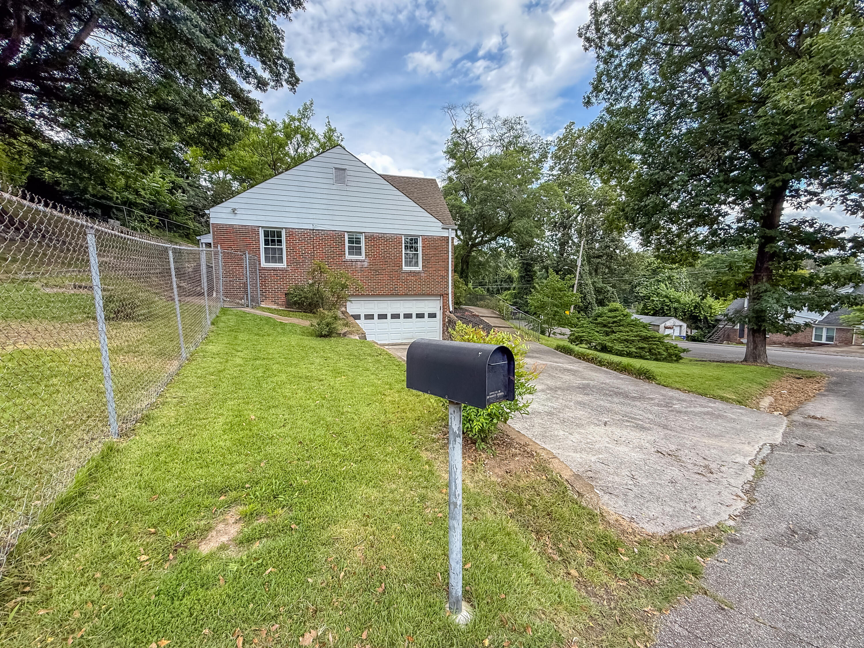 201 N Seminole Drive